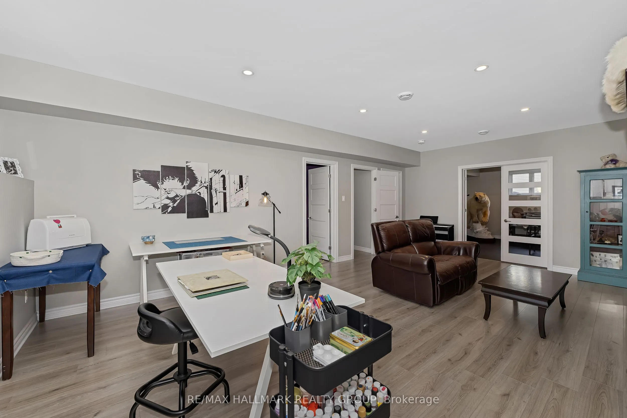 1350 Country Lane