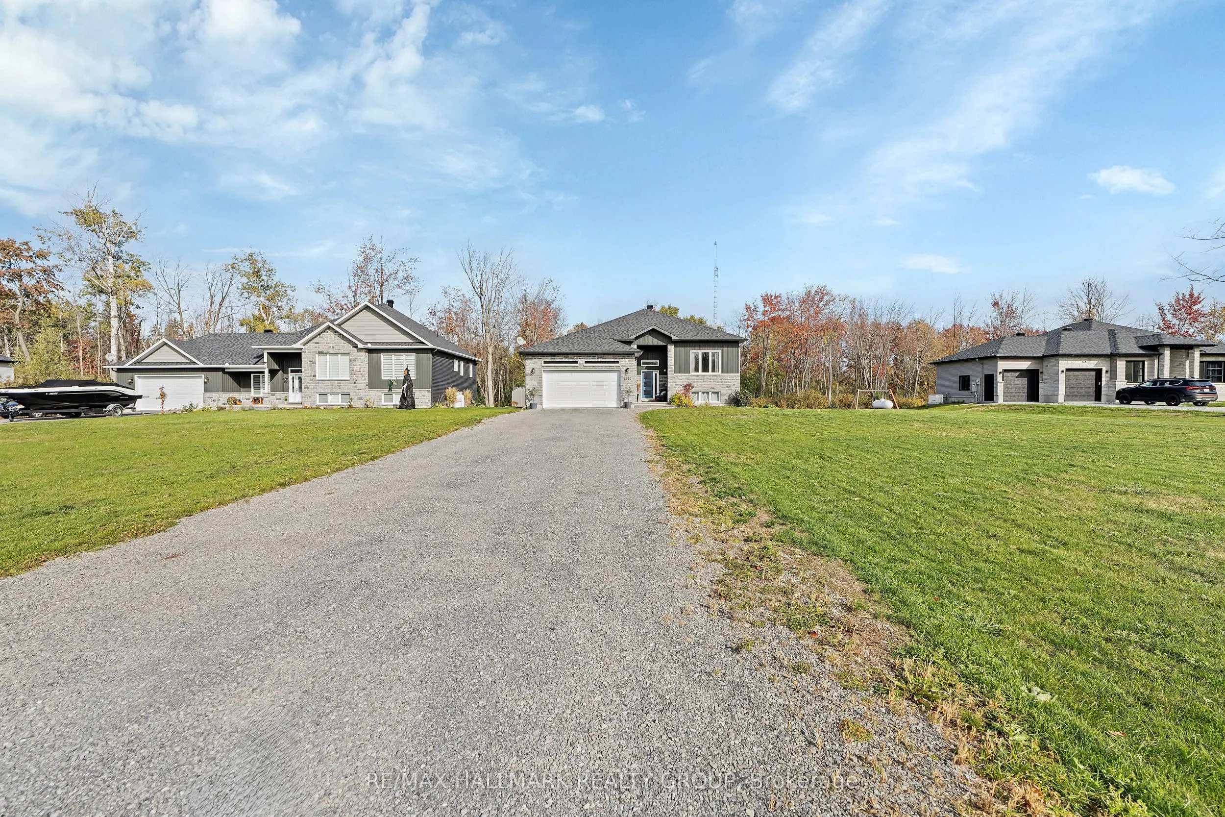 1350 Country Lane