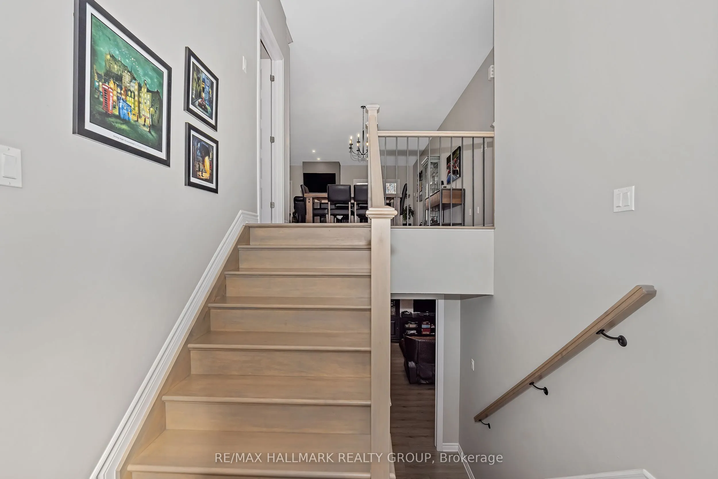 1350 Country Lane