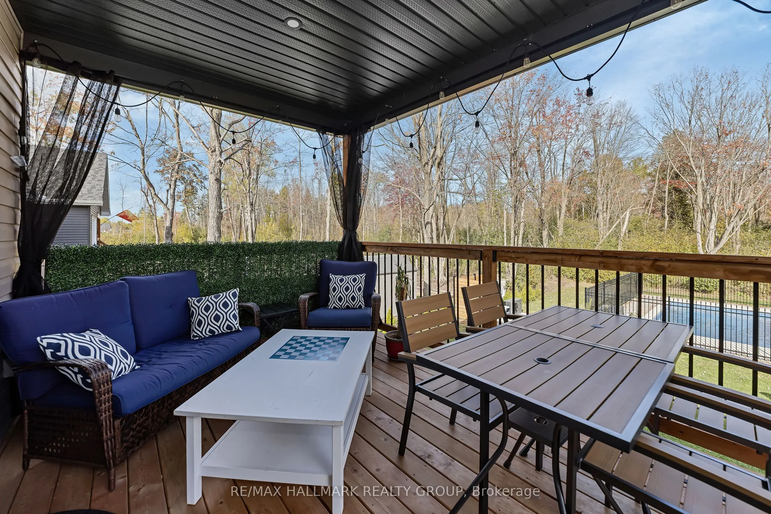 1350 Country Lane