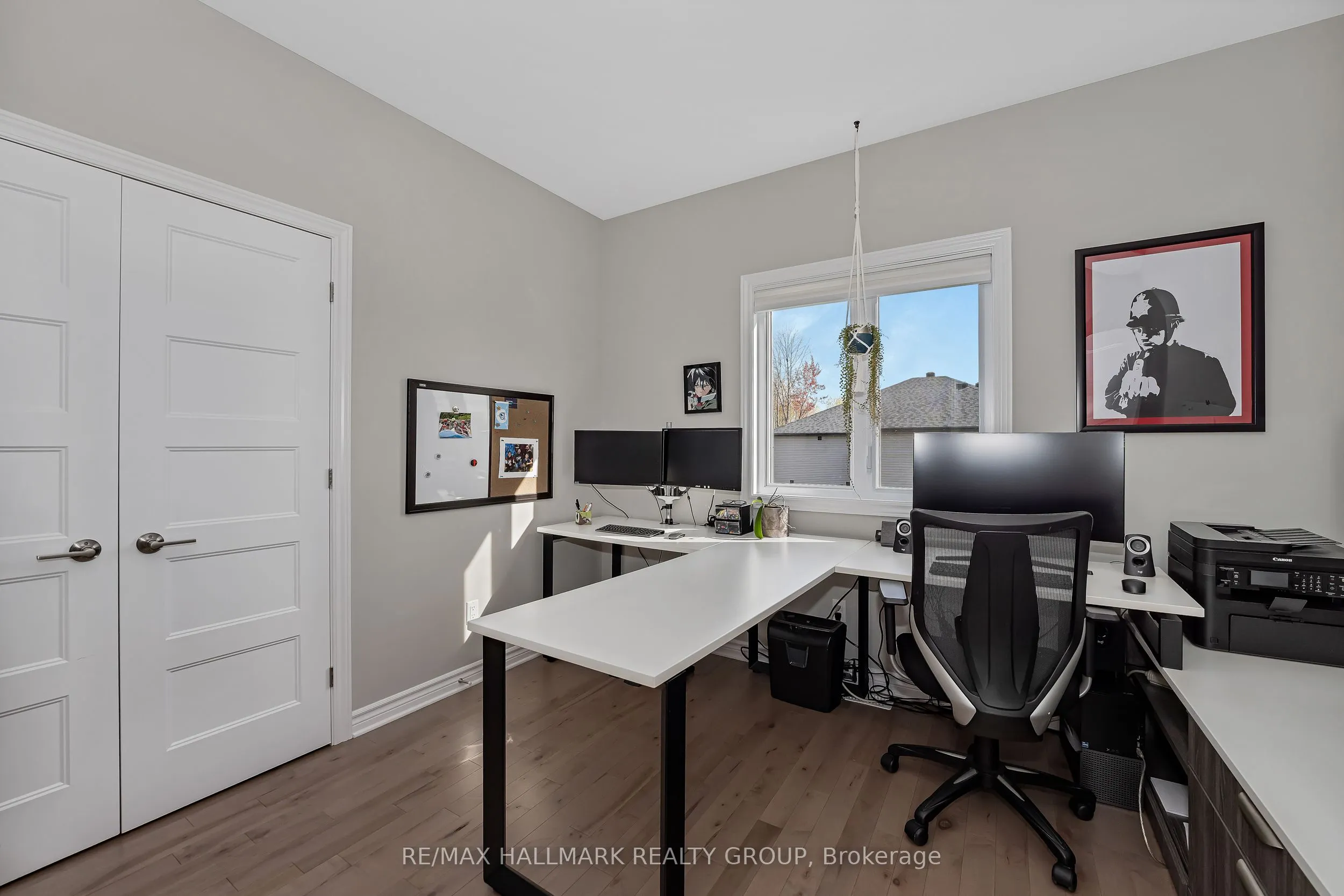 1350 Country Lane