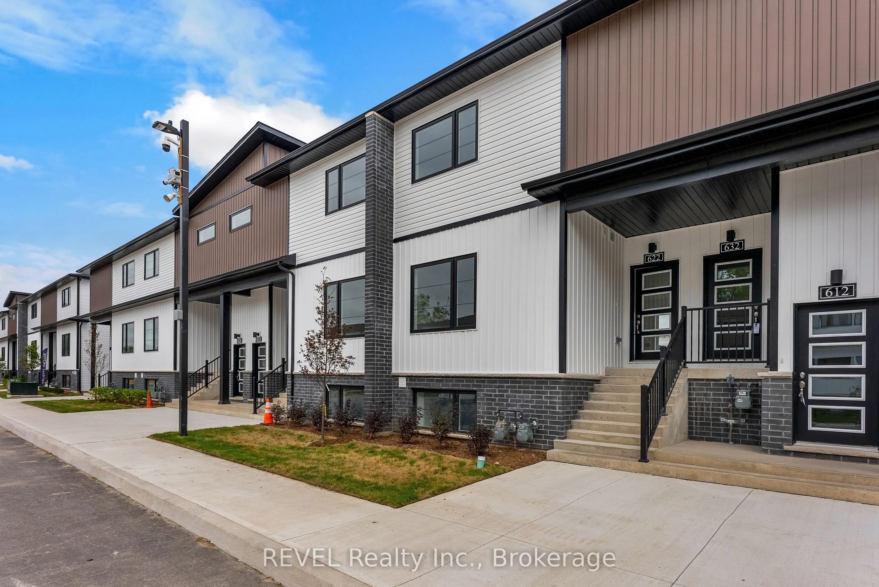 4263 Fourth Avenue, #622