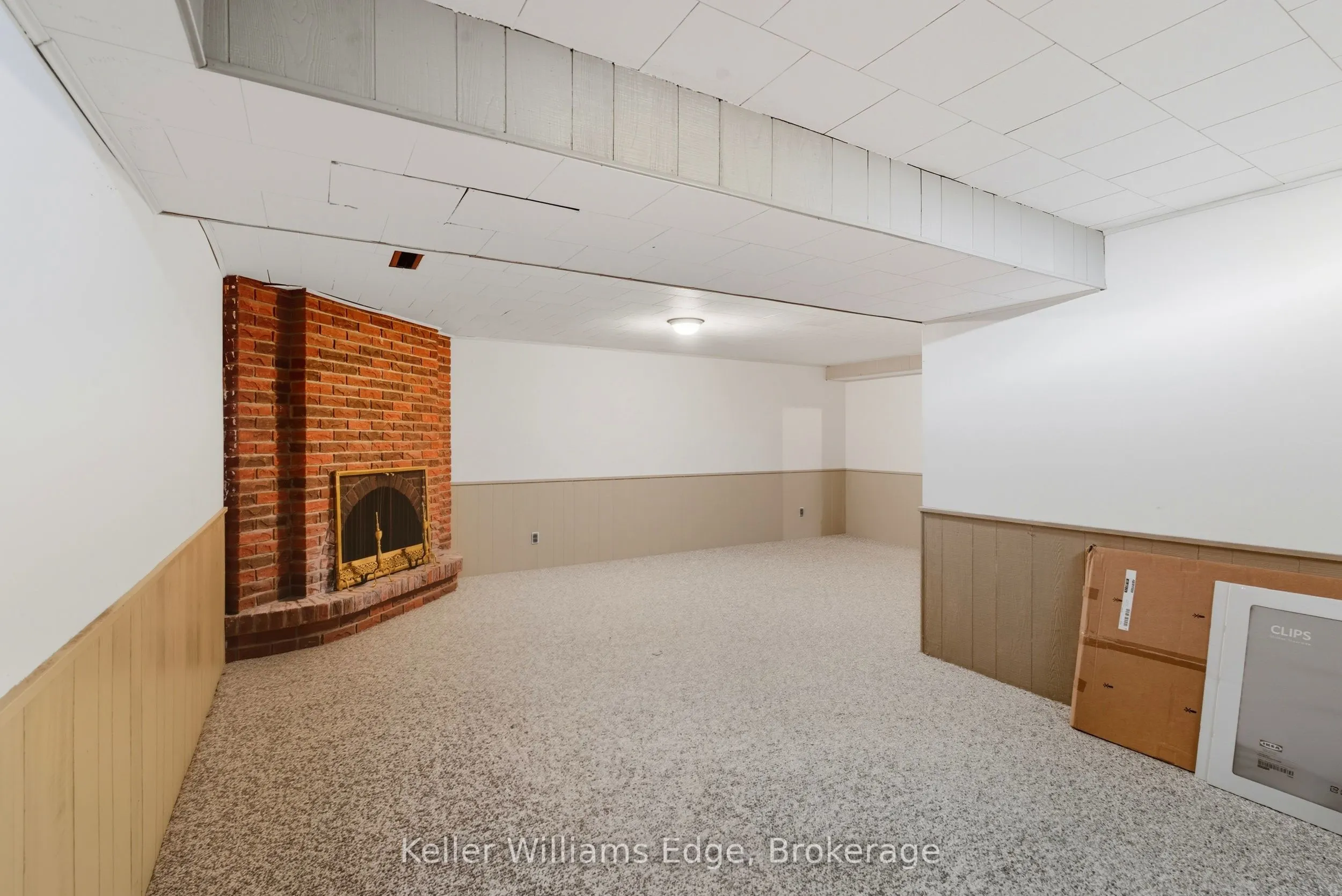 28 Underhill Crescent, #19