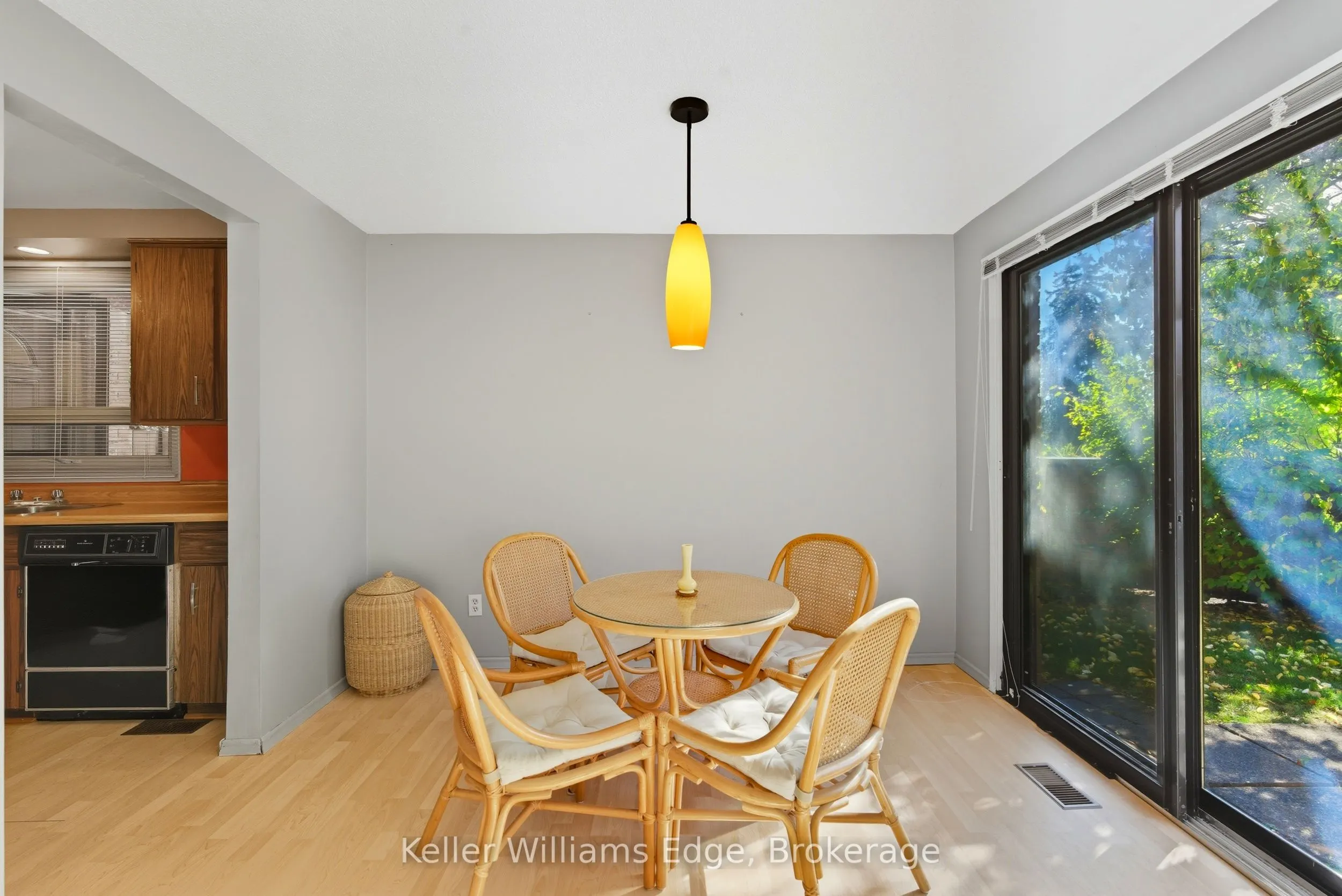 28 Underhill Crescent, #19