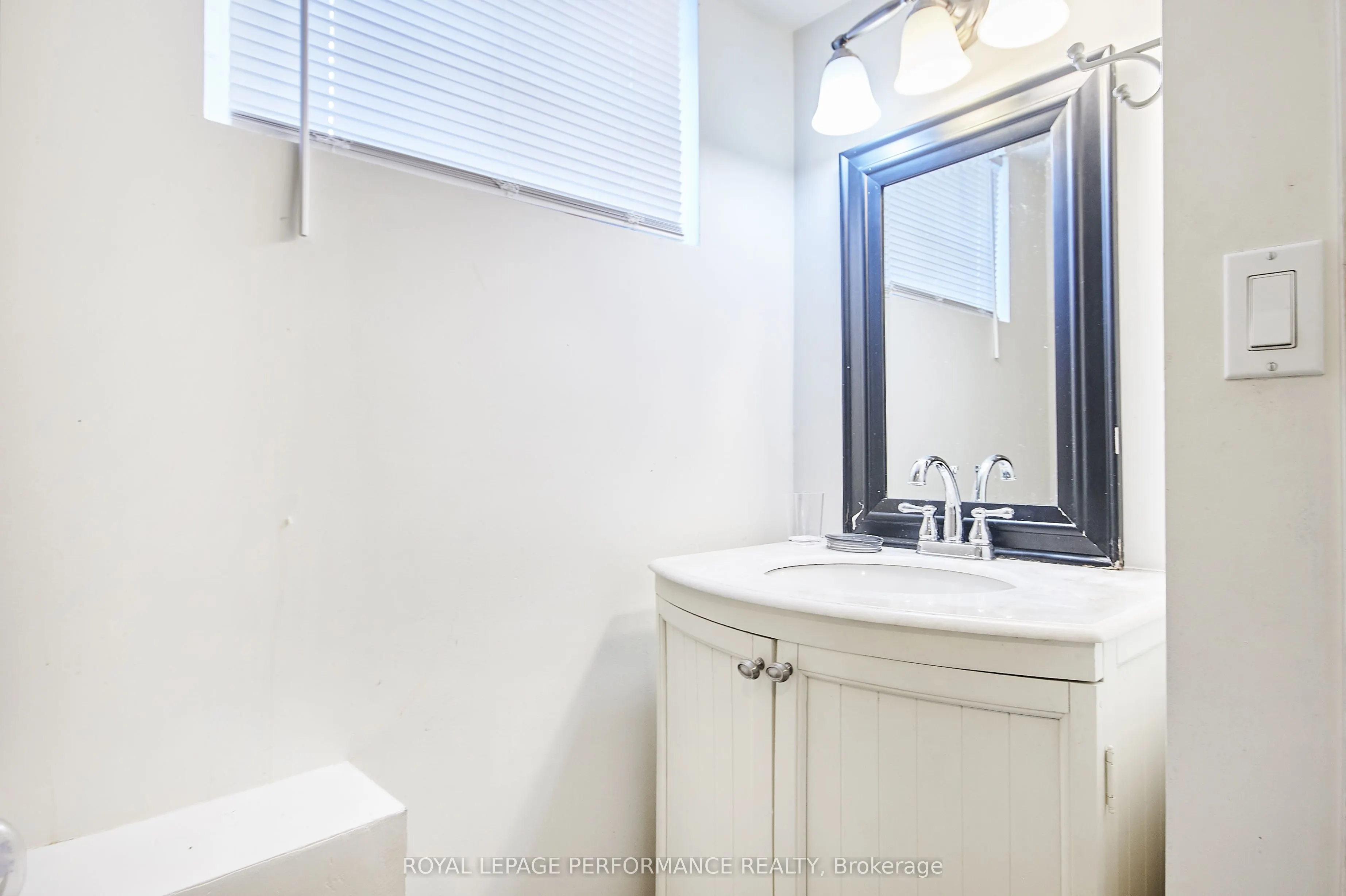 26 Aylmer Avenue