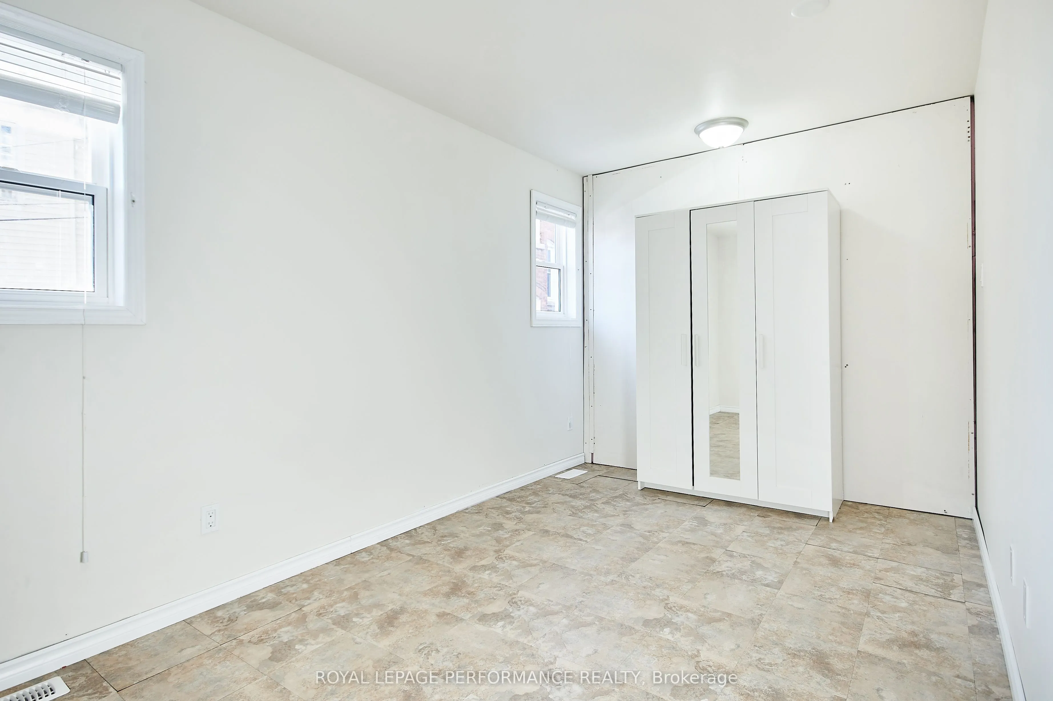 26 Aylmer Avenue