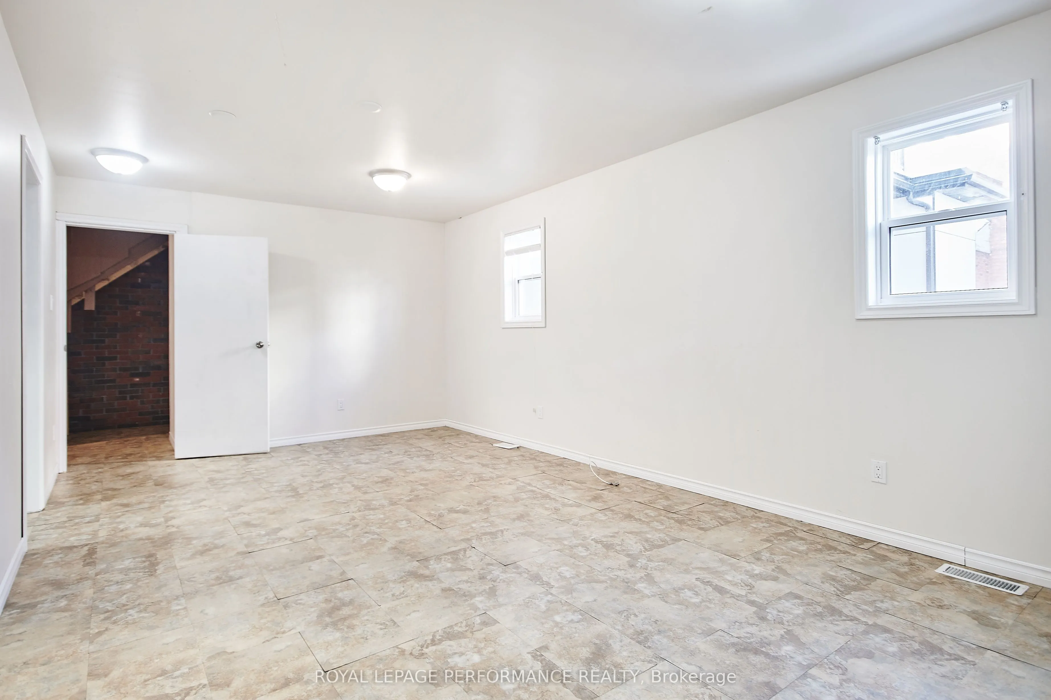 26 Aylmer Avenue