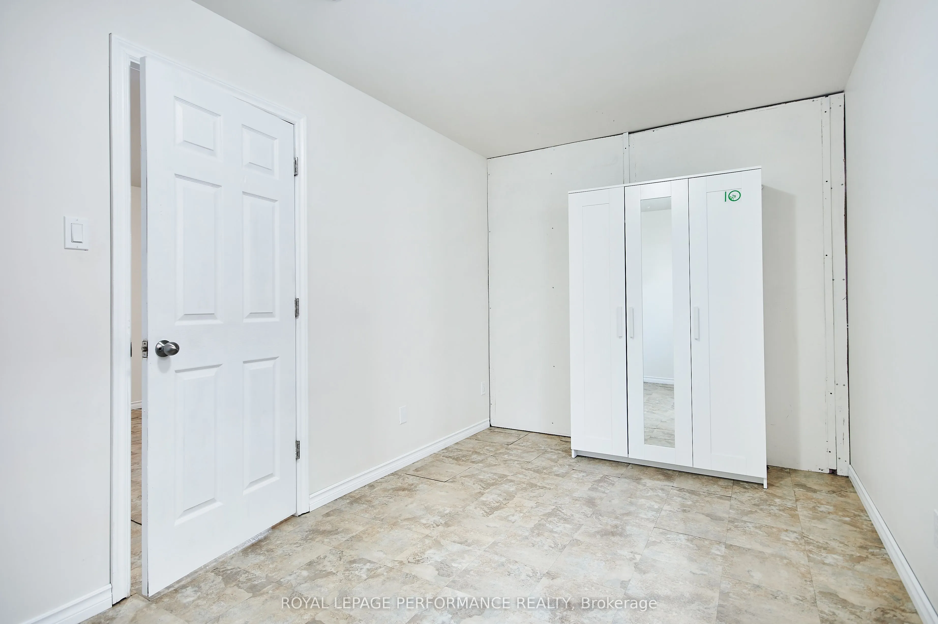 26 Aylmer Avenue
