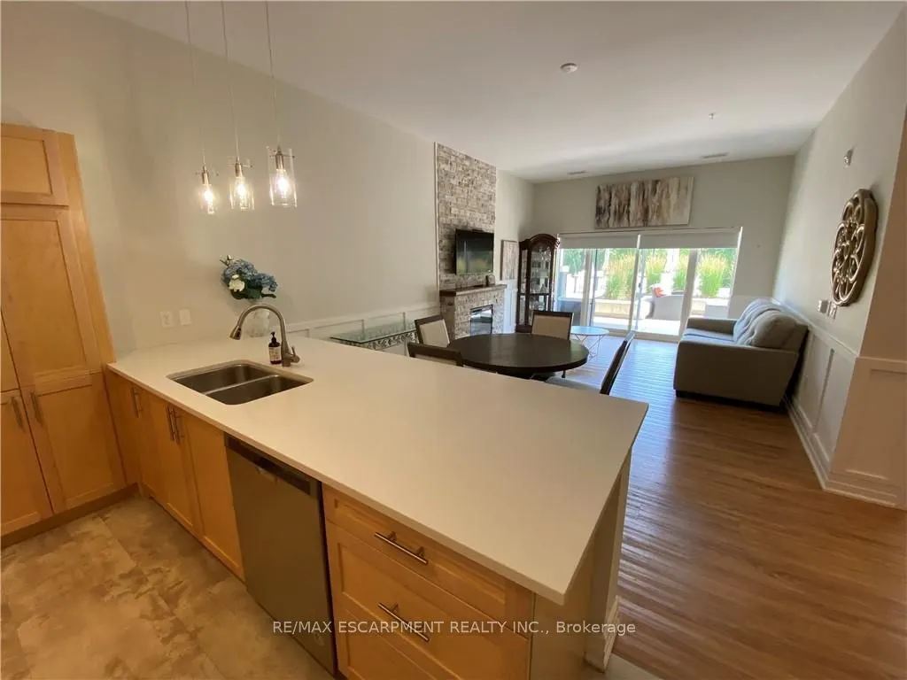 36 SISTER VARGA Terrace, #006