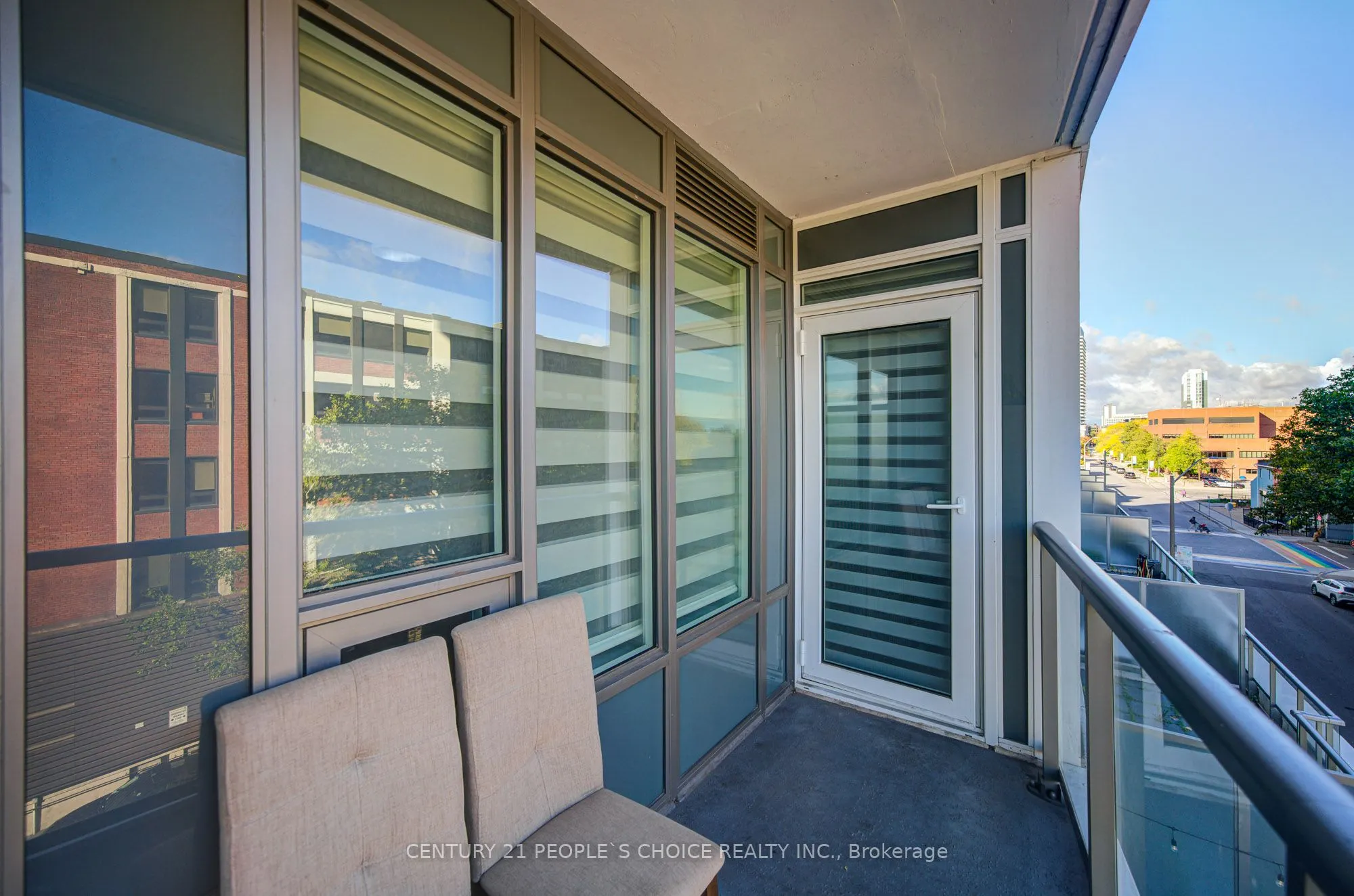 212 King William Street, #401