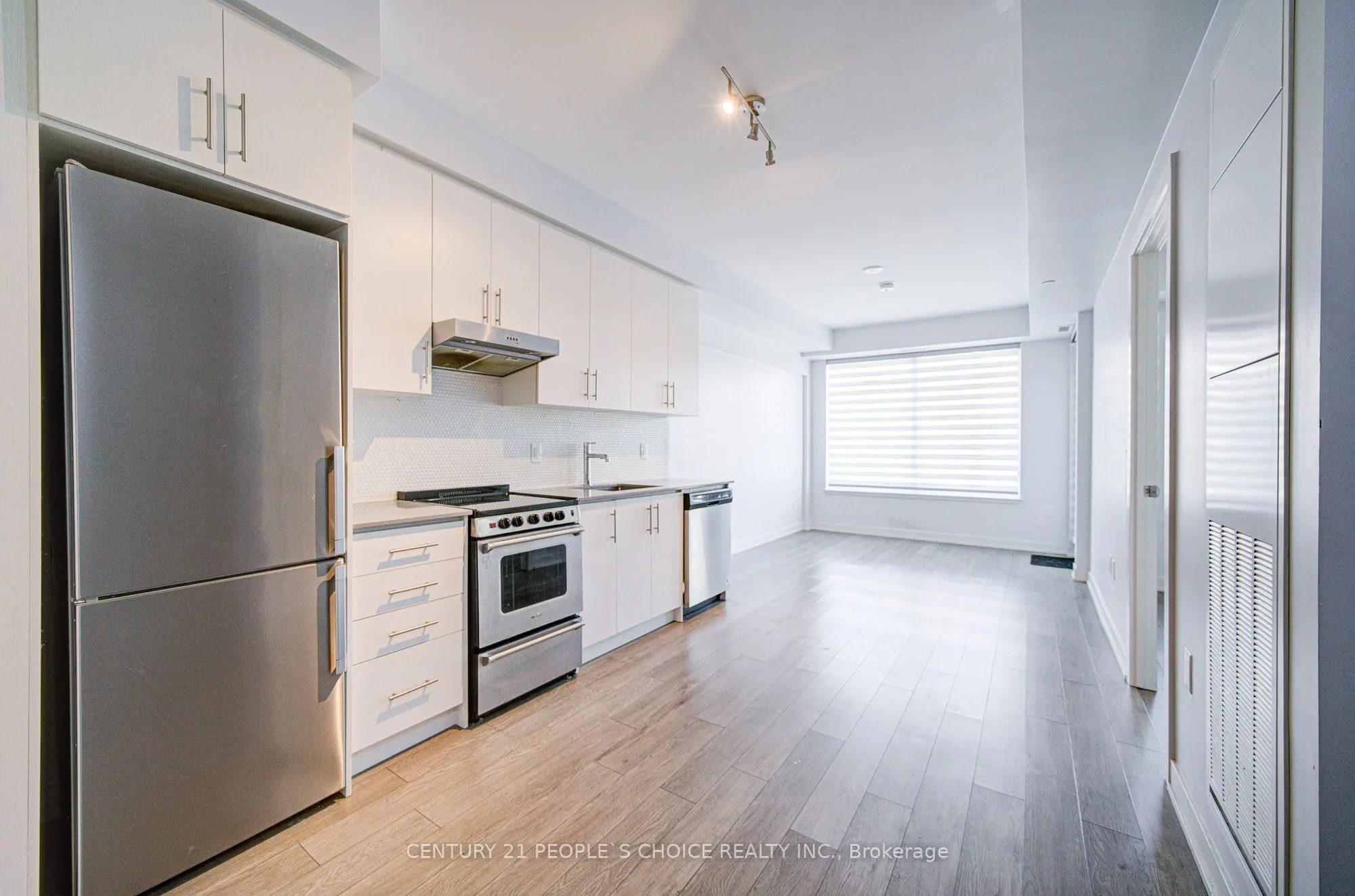 212 King William Street, #401