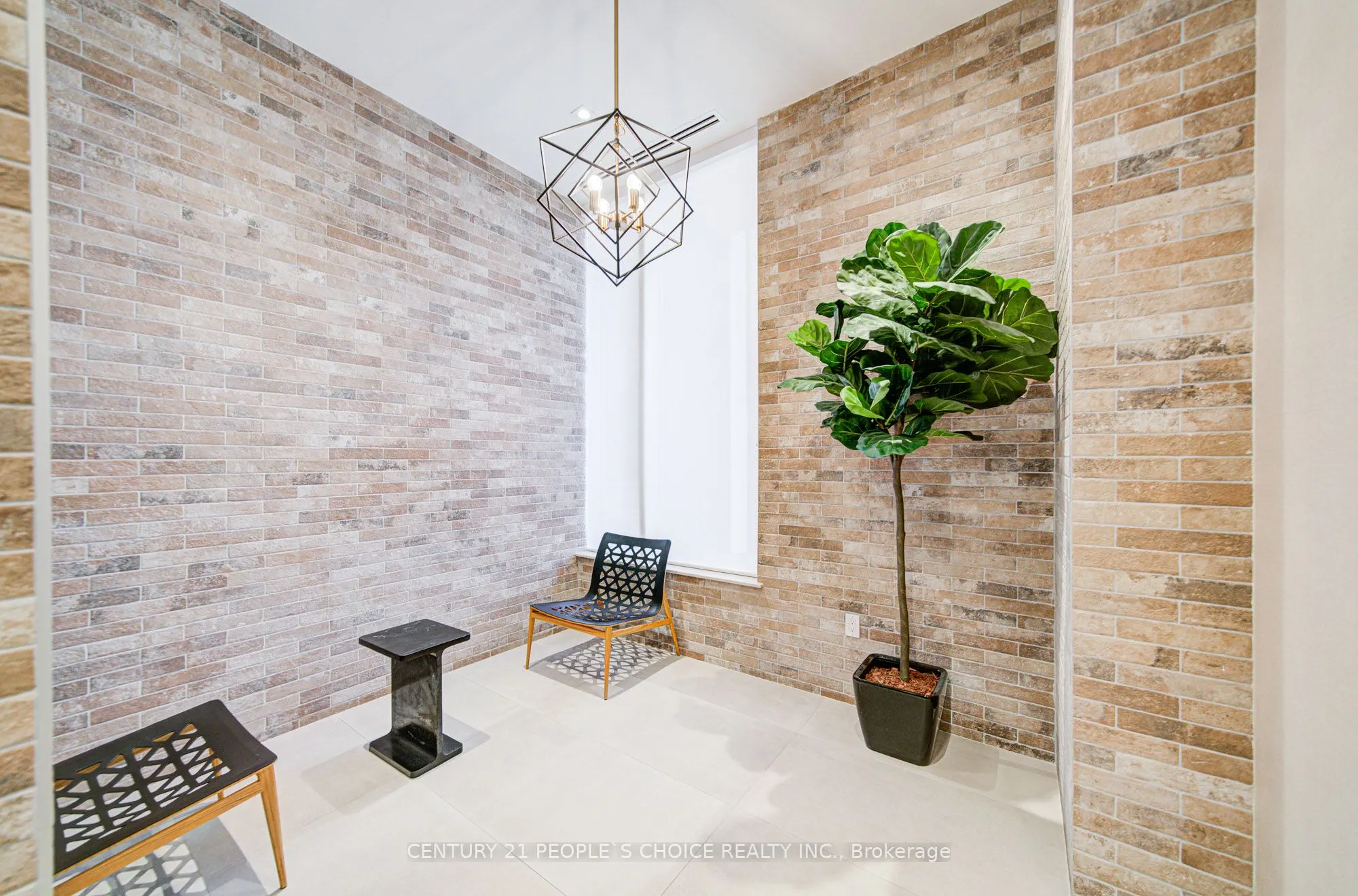212 King William Street, #401