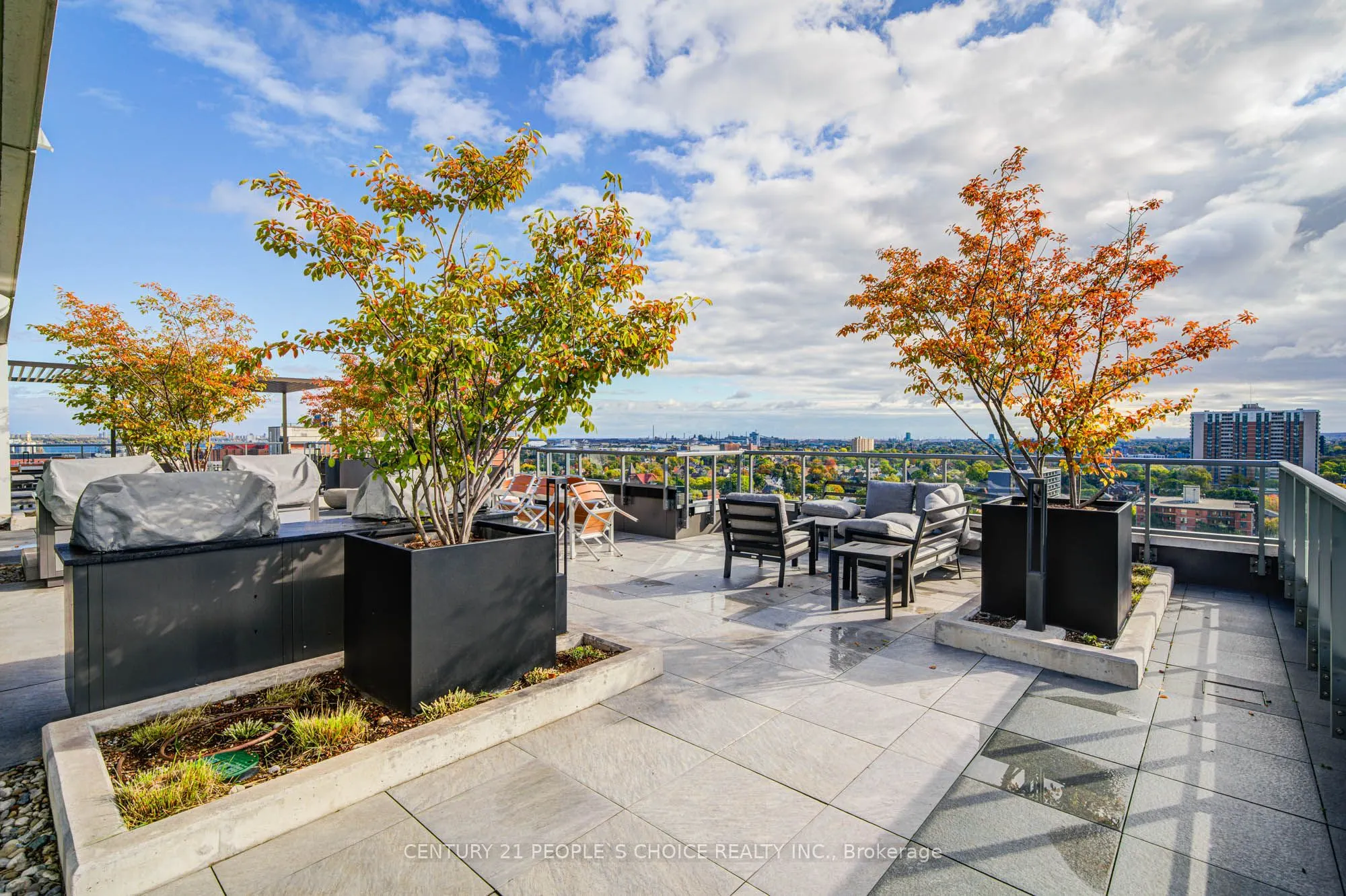 212 King William Street, #401
