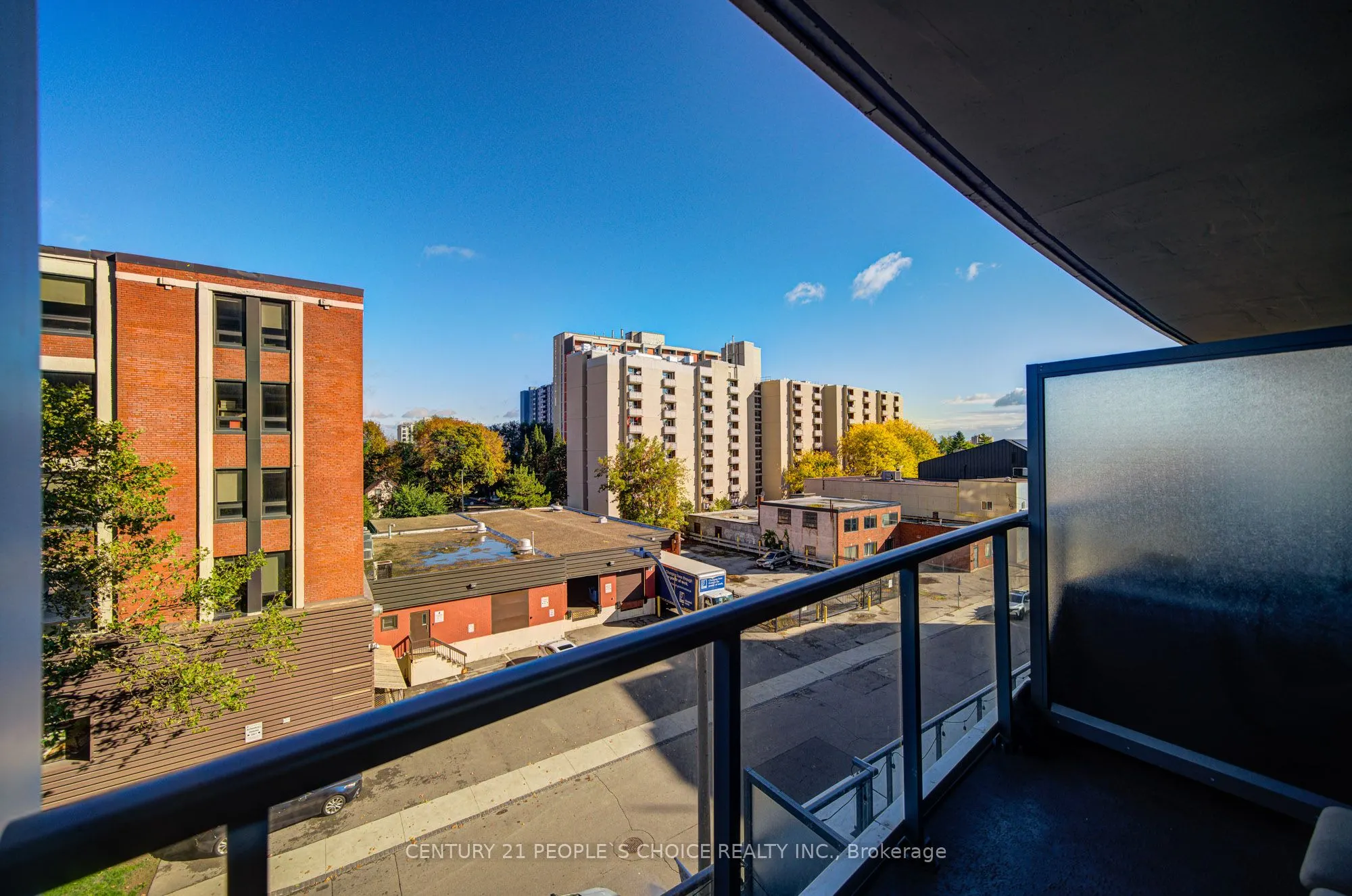 212 King William Street, #401