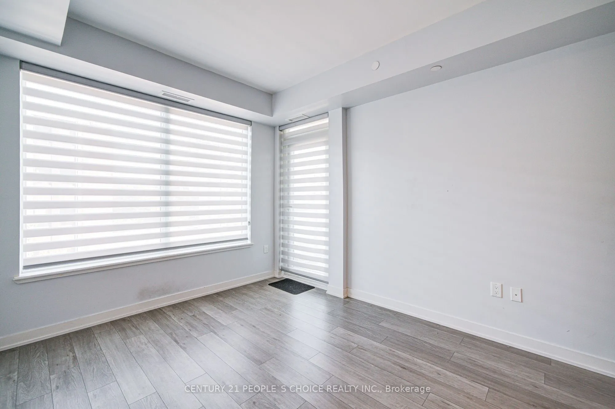 212 King William Street, #401