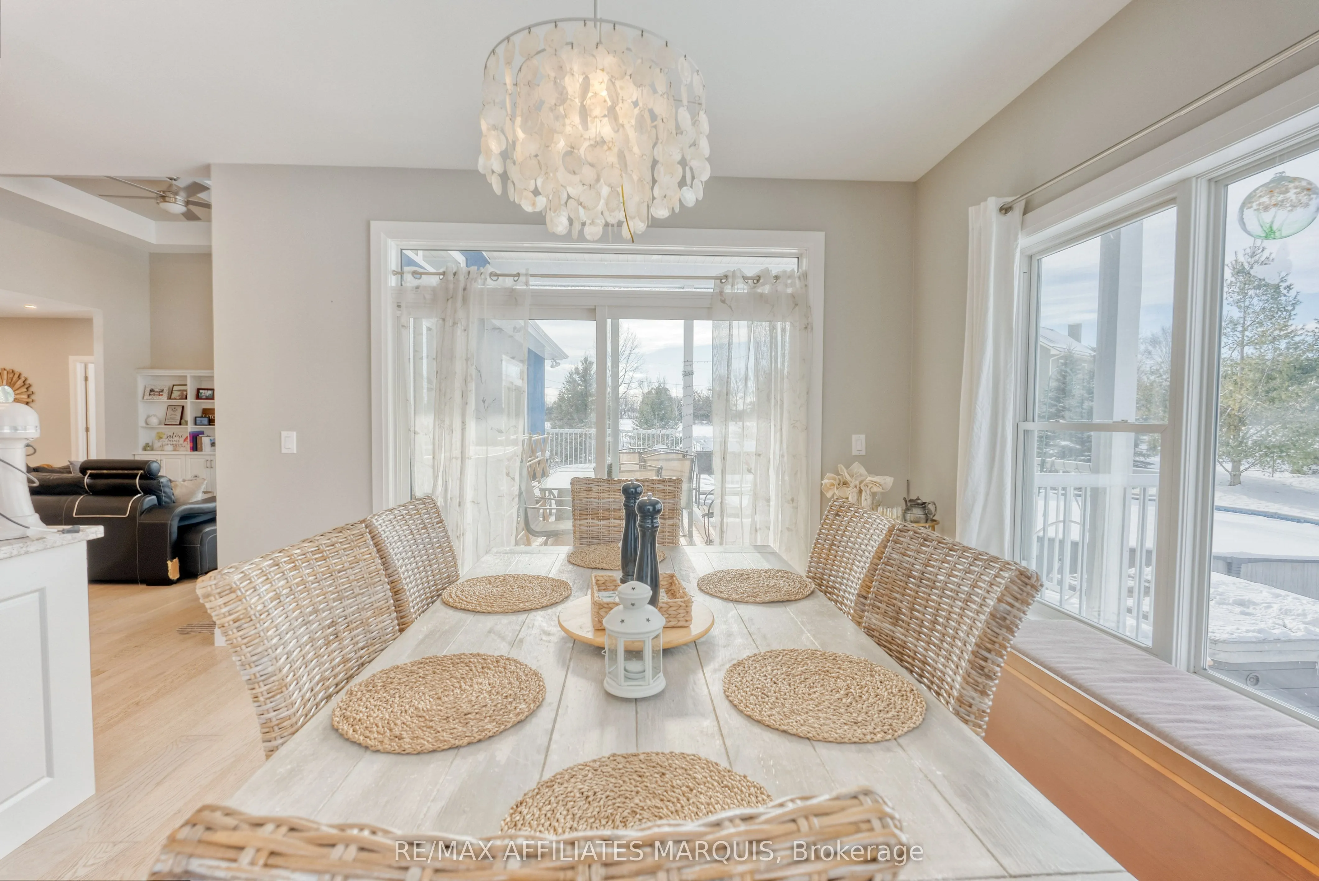 23 TUDOR Circle