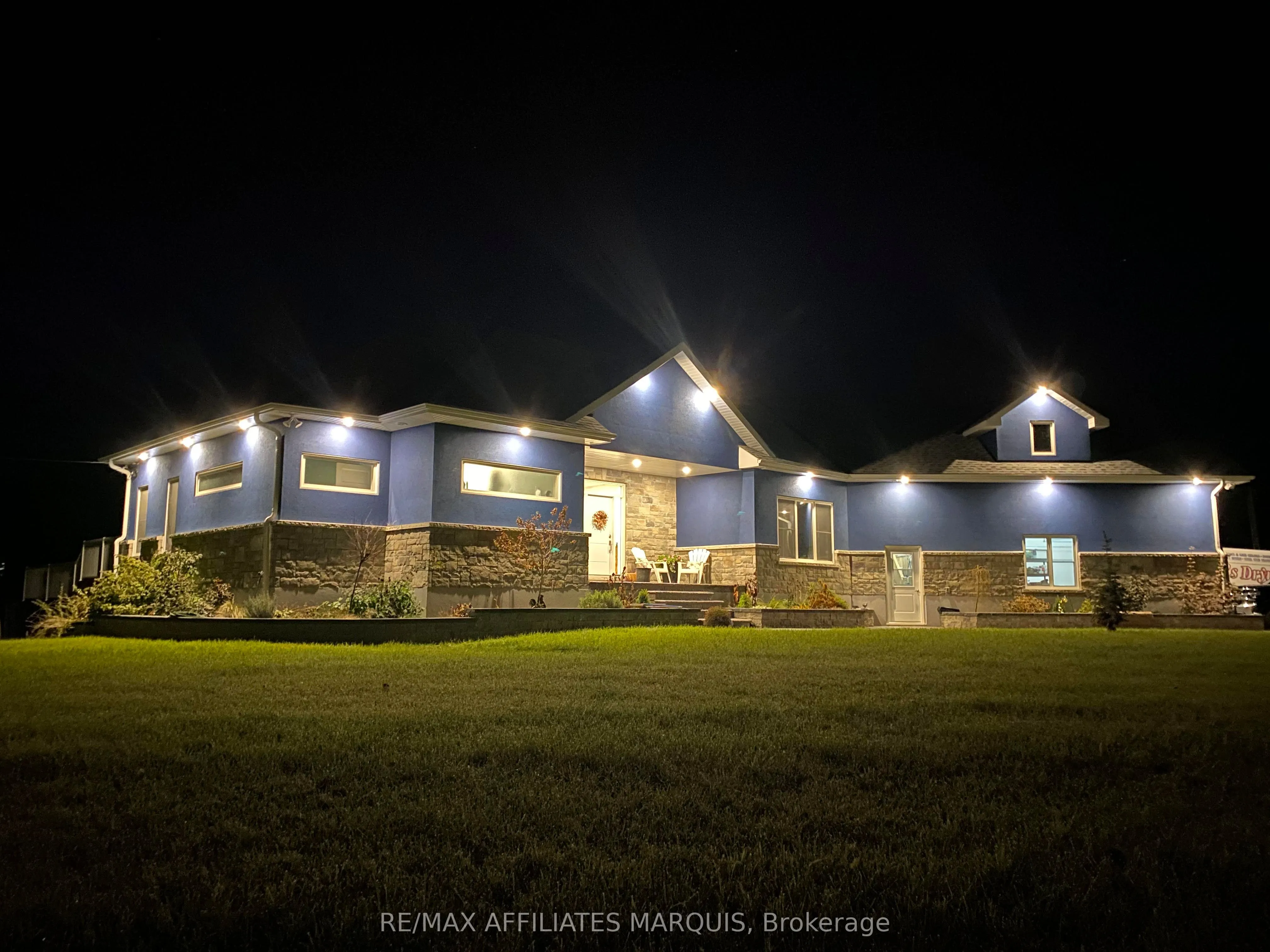 23 TUDOR Circle