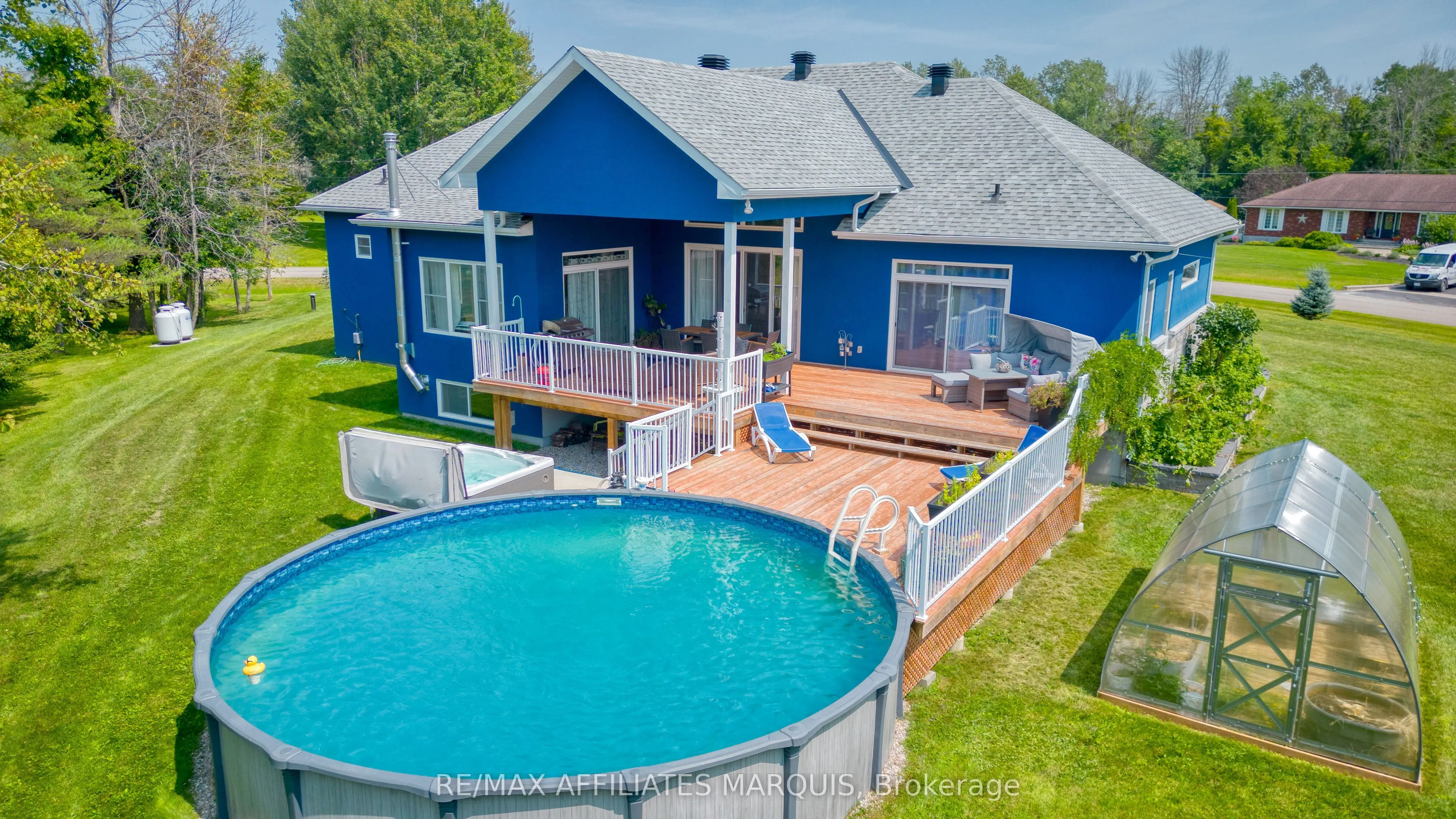 23 TUDOR Circle