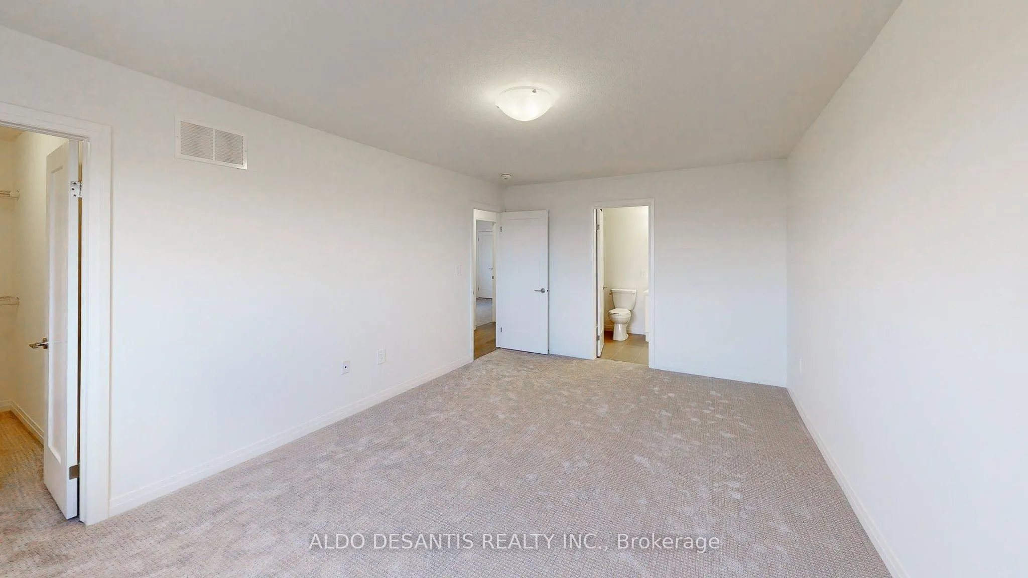 196 Cittadella Boulevard
