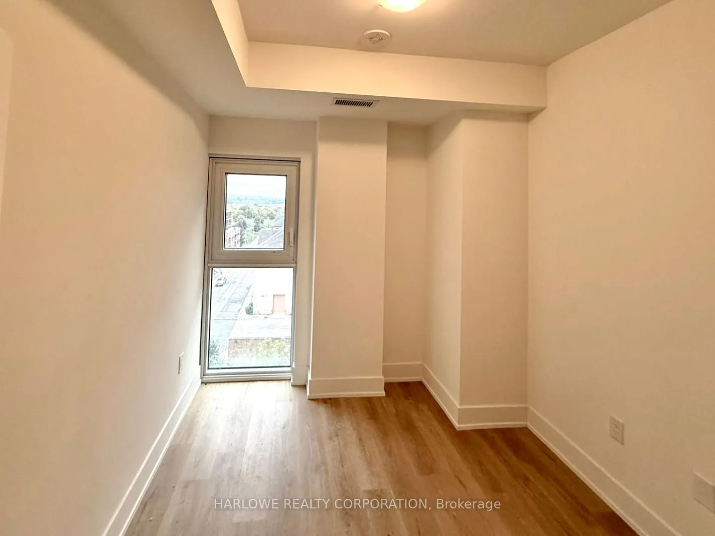 206 King Street W, #607