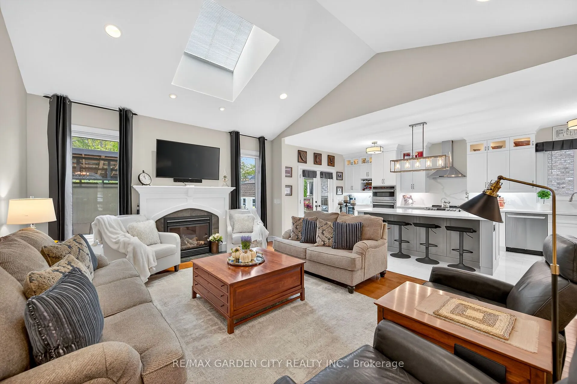 8 Bacon Lane