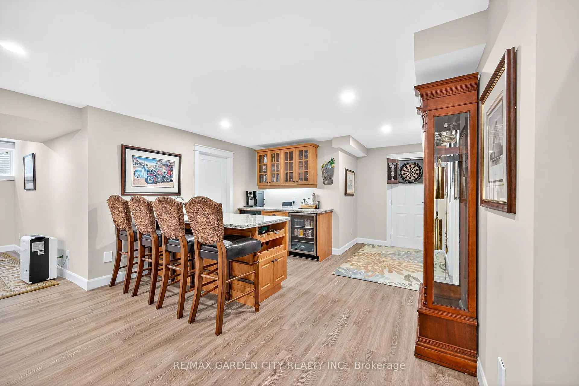 8 Bacon Lane