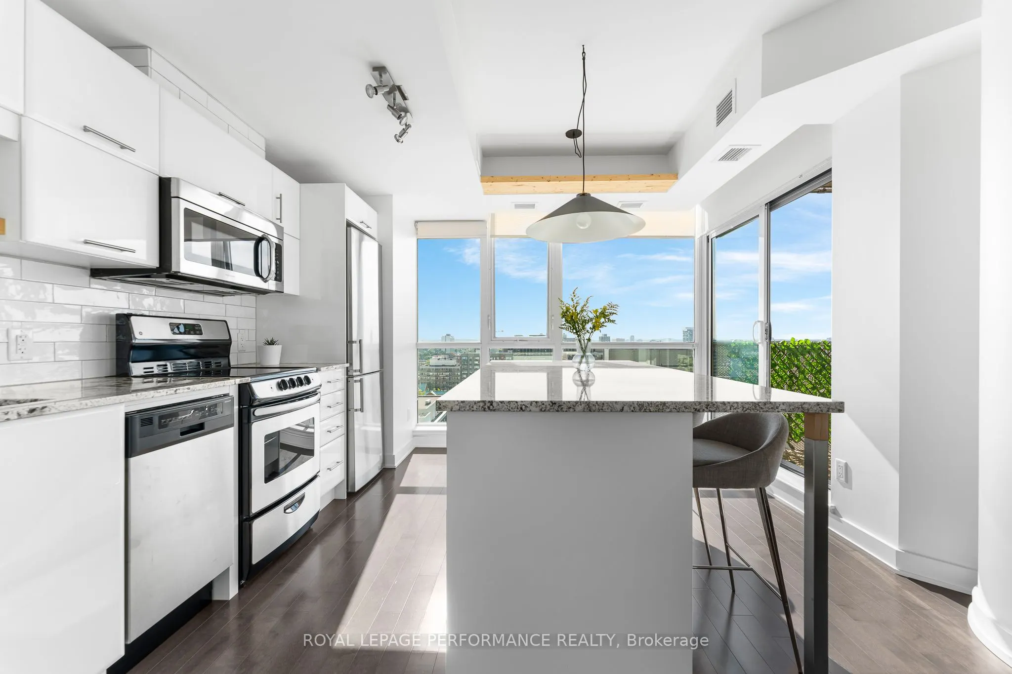 40 Nepean Street, #1305
