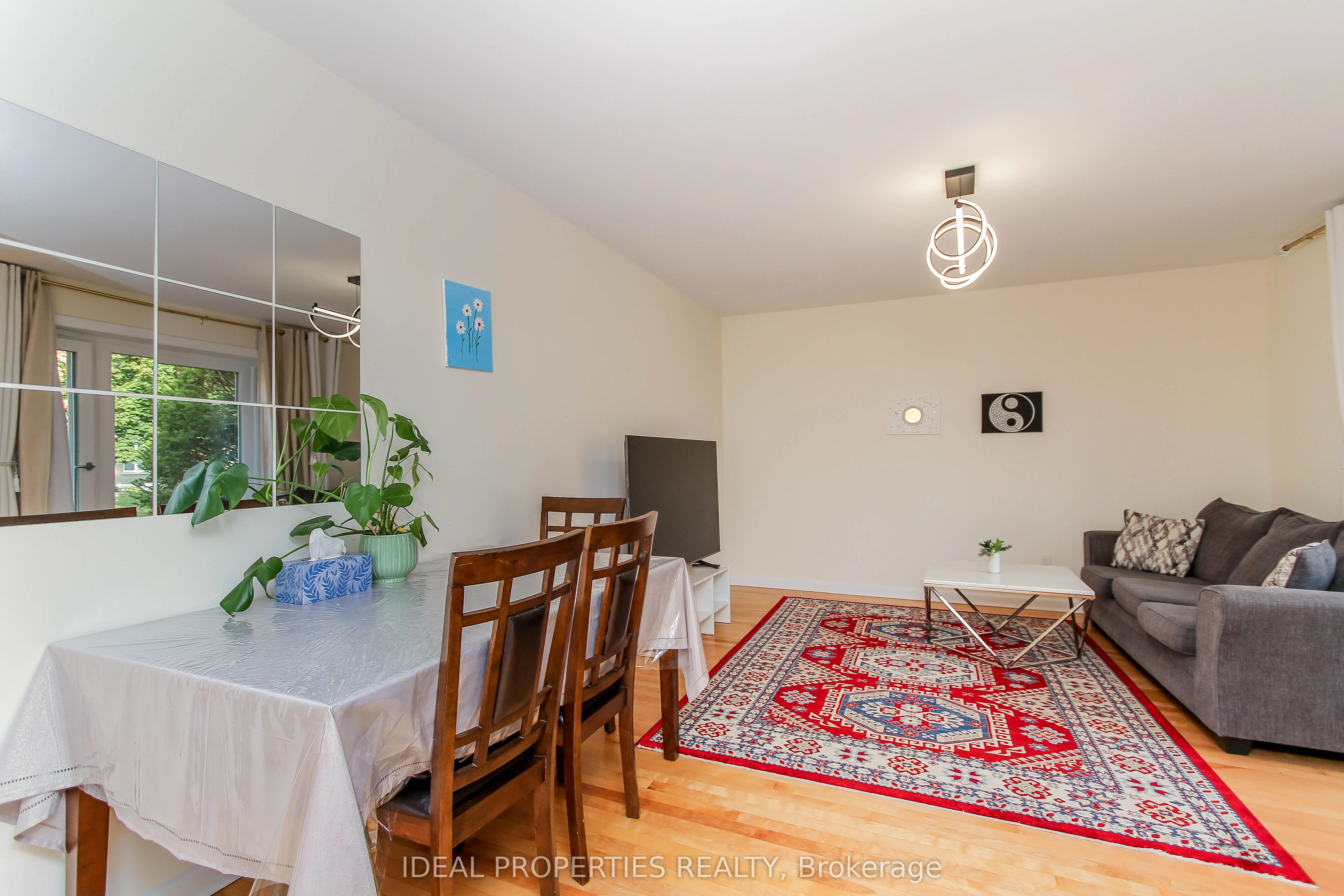 2034 Saunderson Drive, #A
