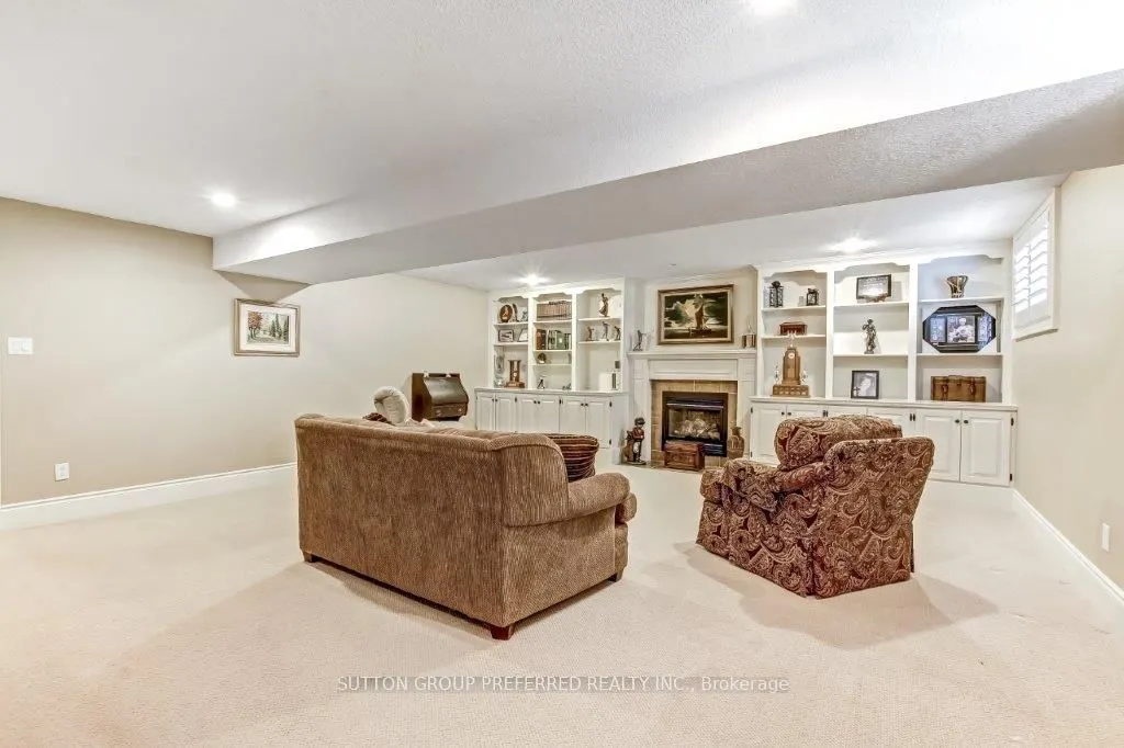 124 North Centre Road, #23