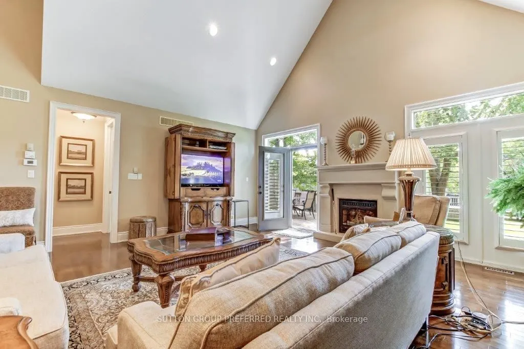 124 North Centre Road, #23