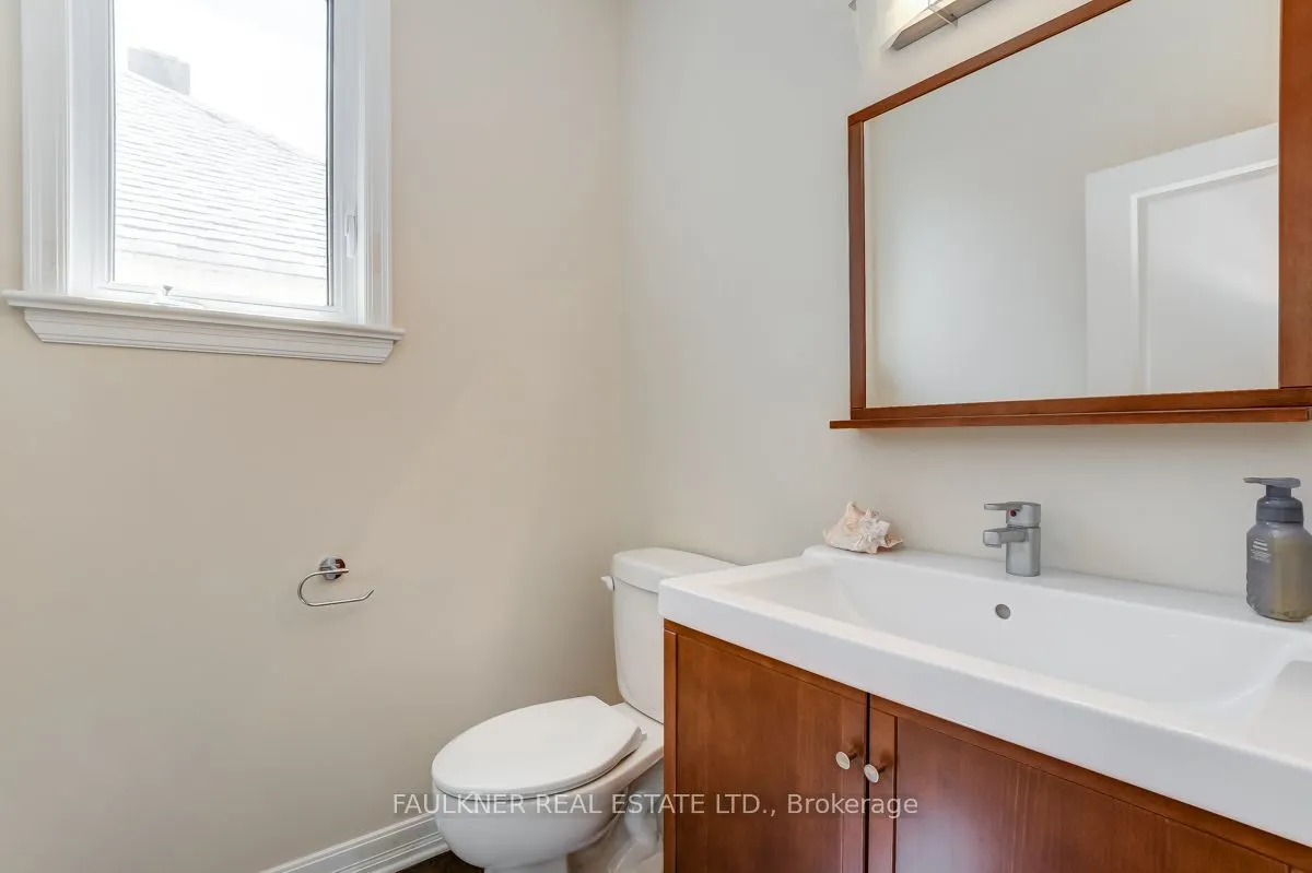 32 Leonard Avenue