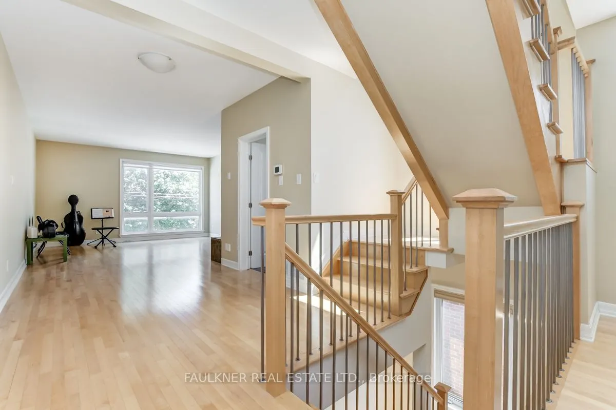 32 Leonard Avenue