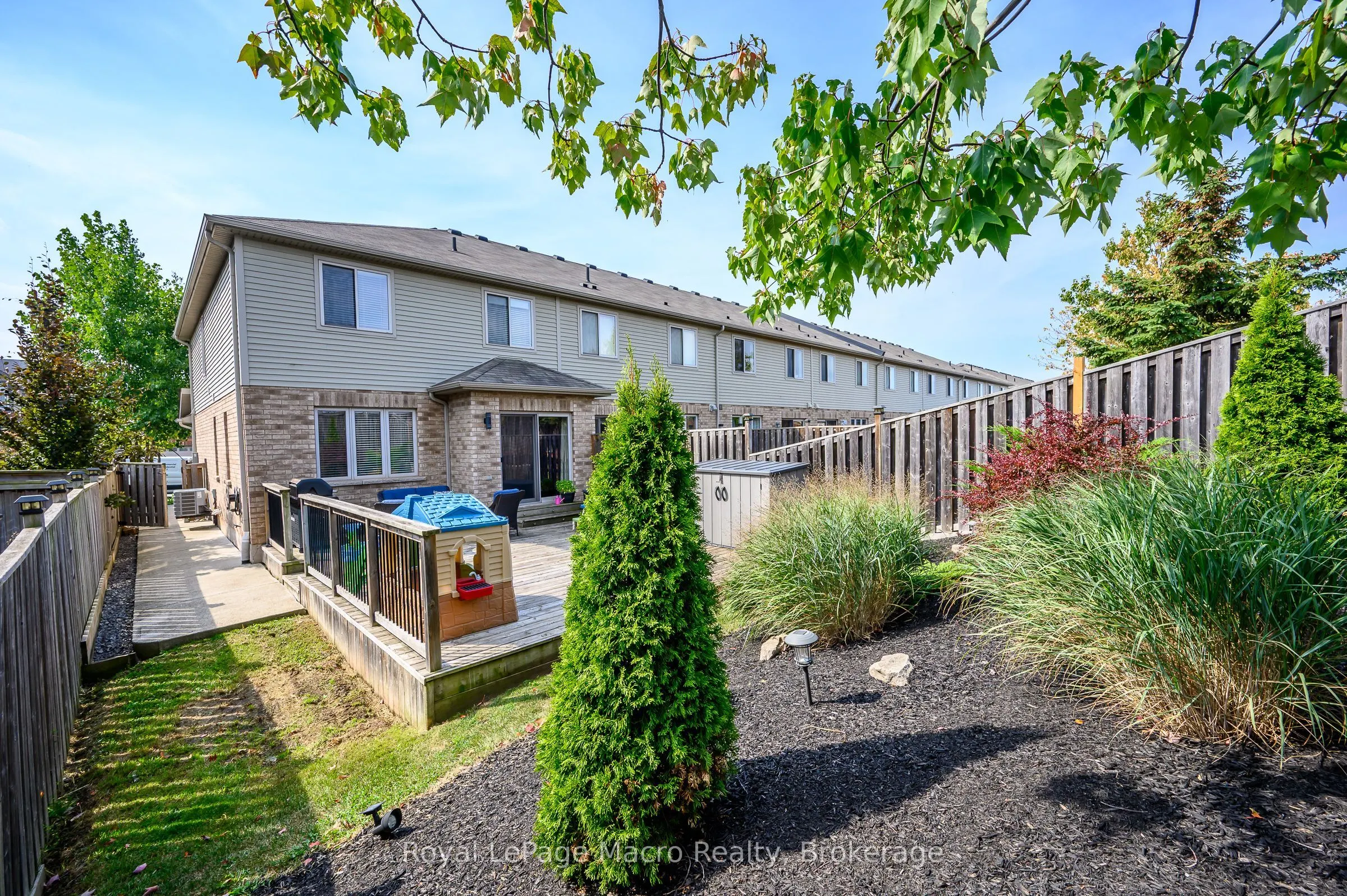 69 Escarpment Drive