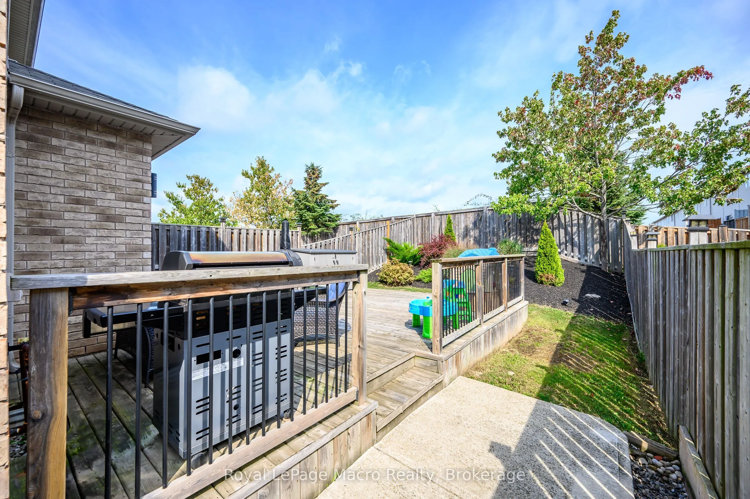 69 Escarpment Drive