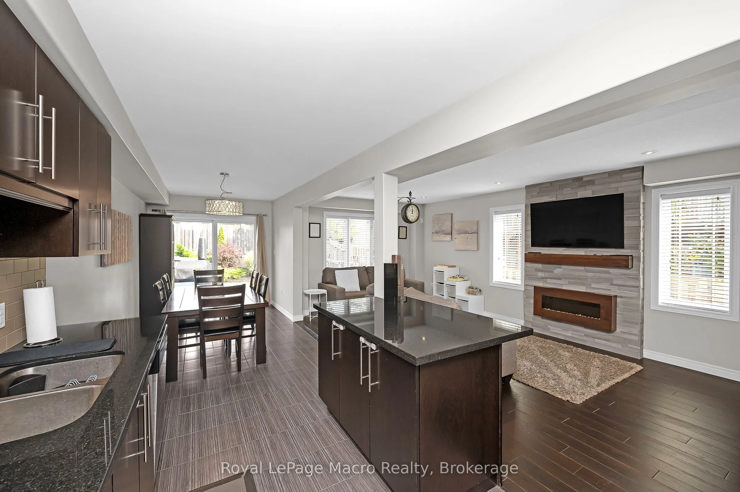 69 Escarpment Drive