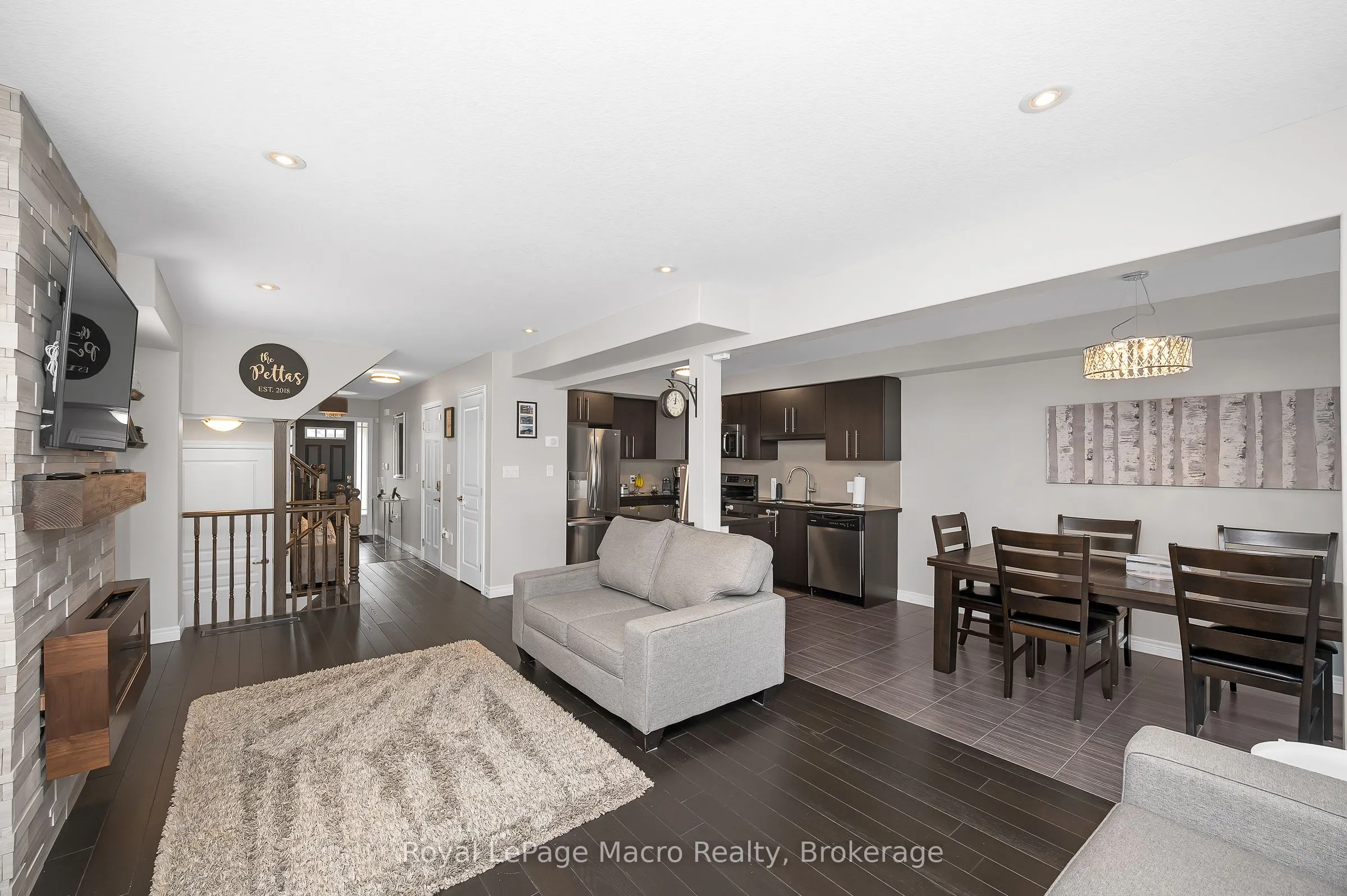 69 Escarpment Drive
