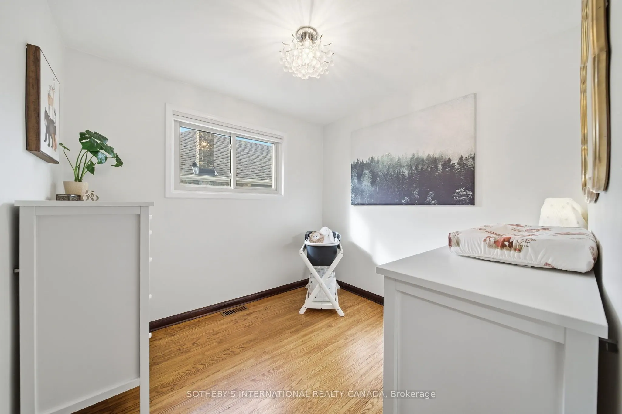 23 East 16th Street