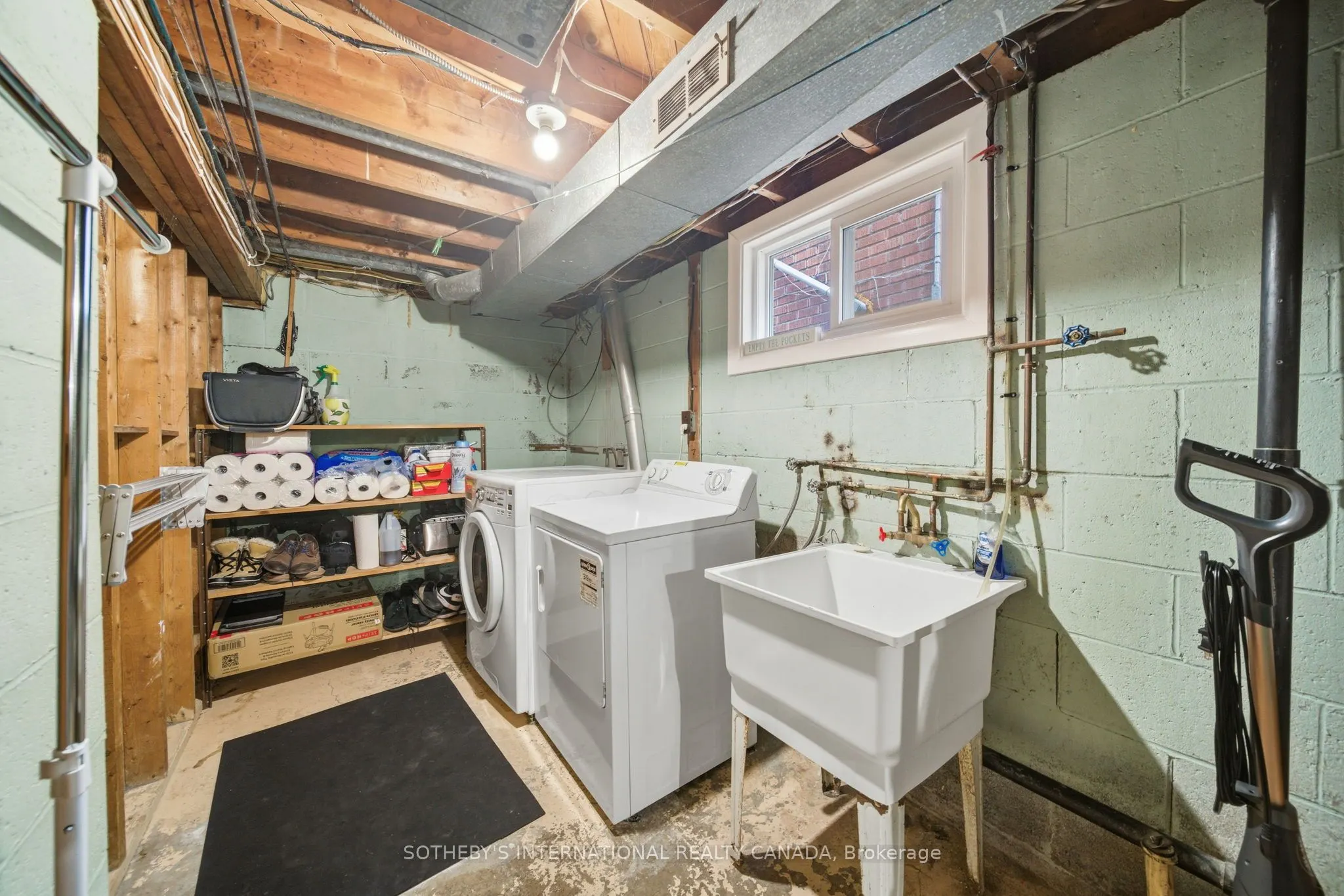 23 East 16th Street