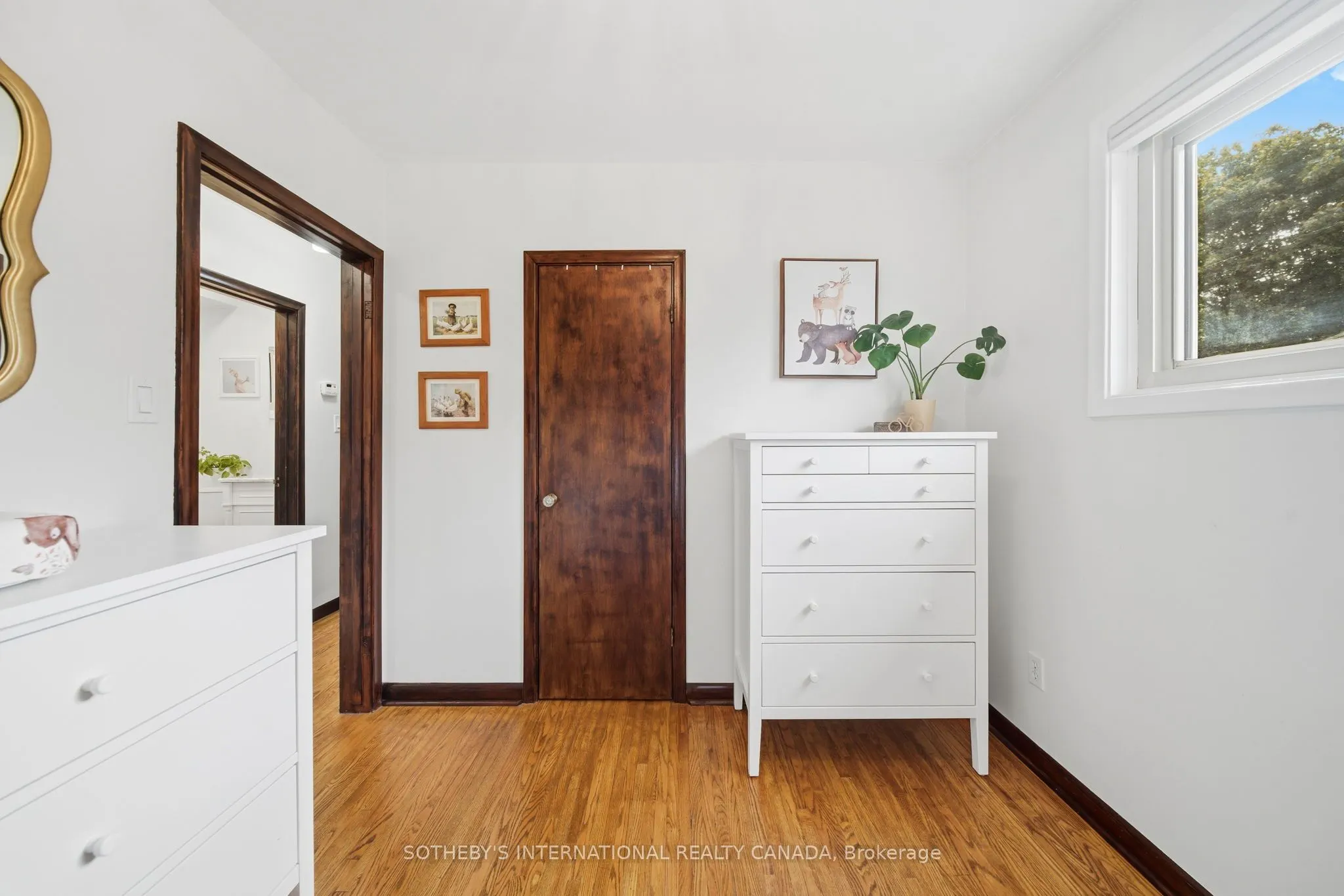 23 East 16th Street