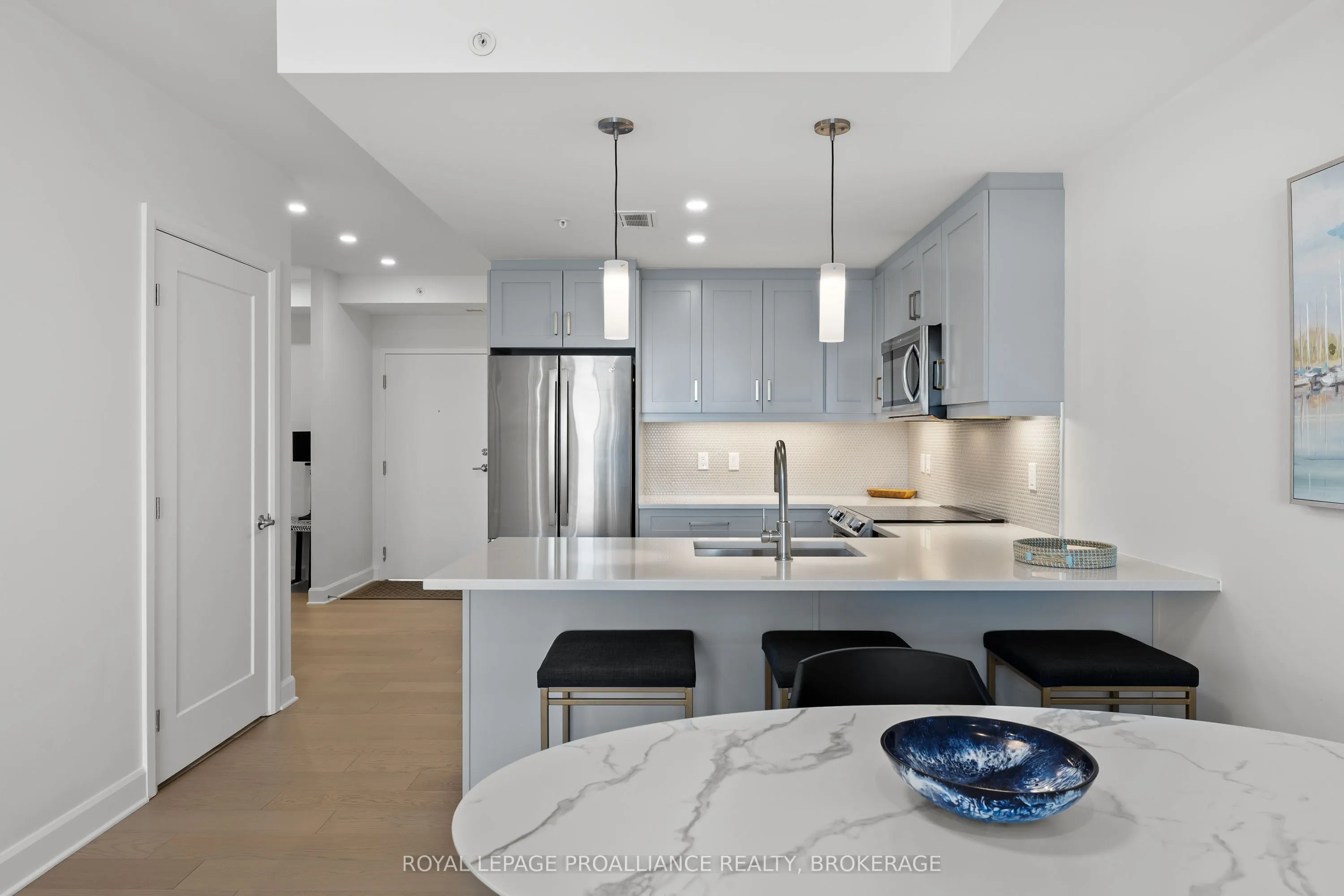 129B South Street, #418