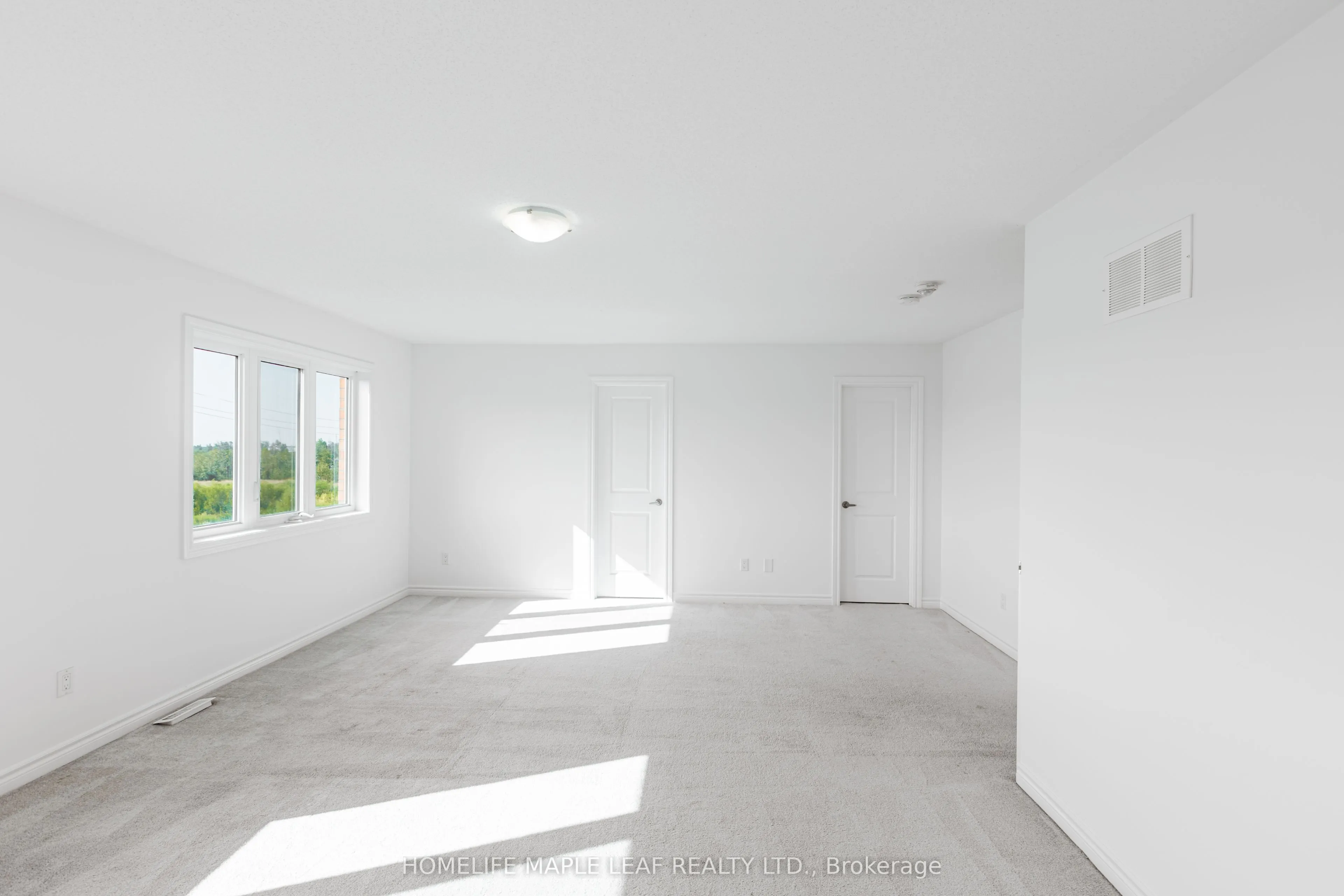304 Hagan Street E