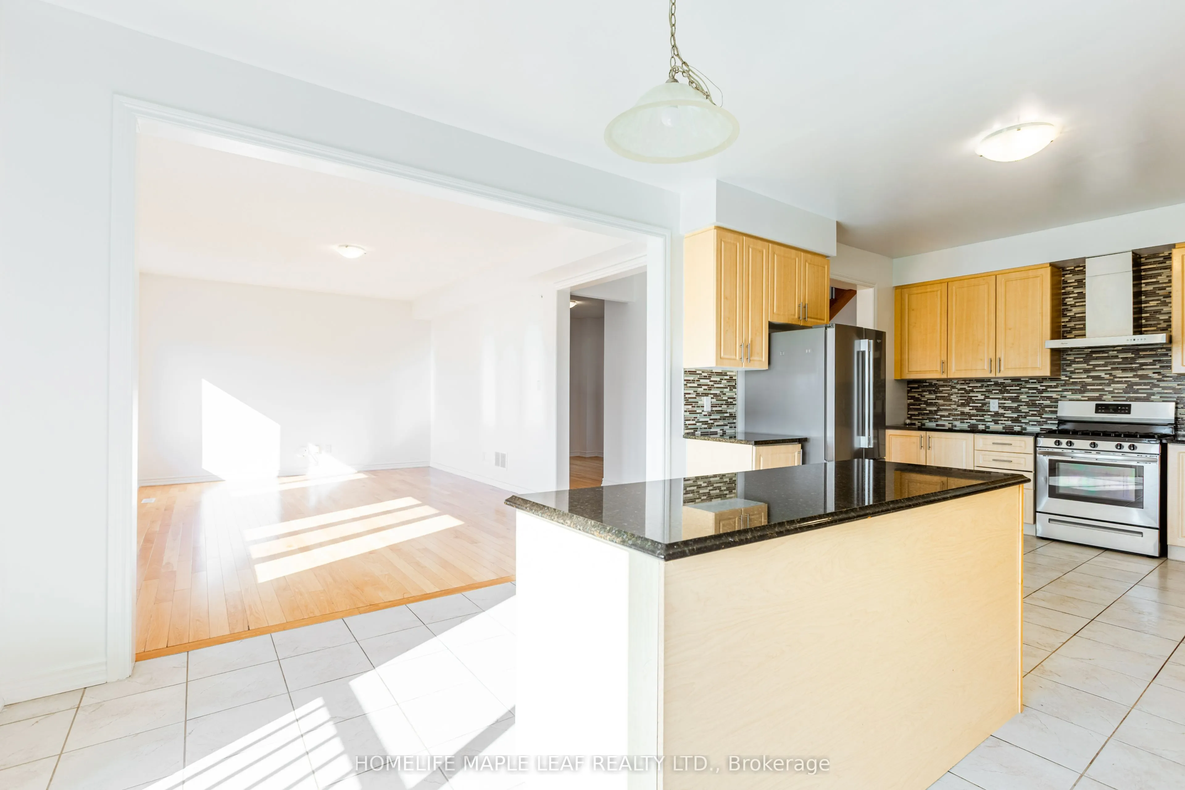304 Hagan Street E