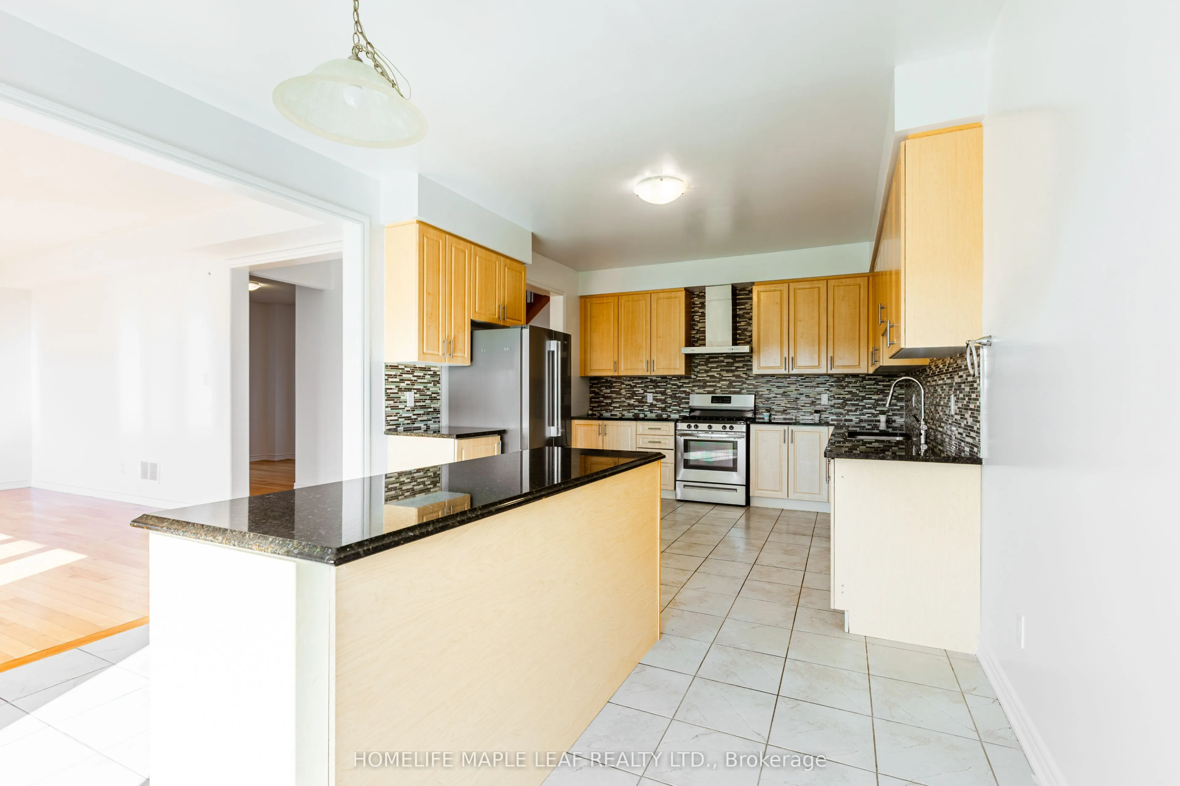 304 Hagan Street E