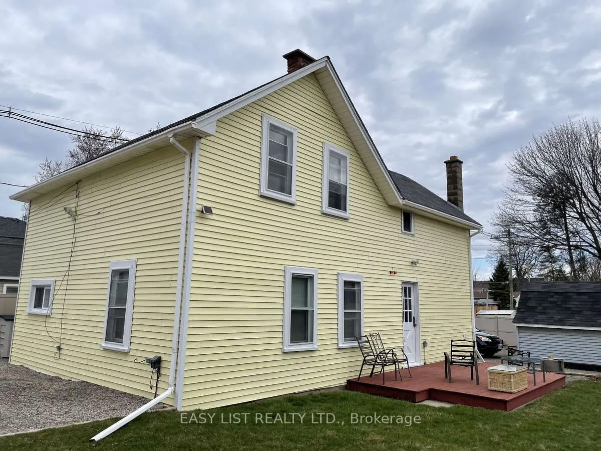 14 Chestnut Lane