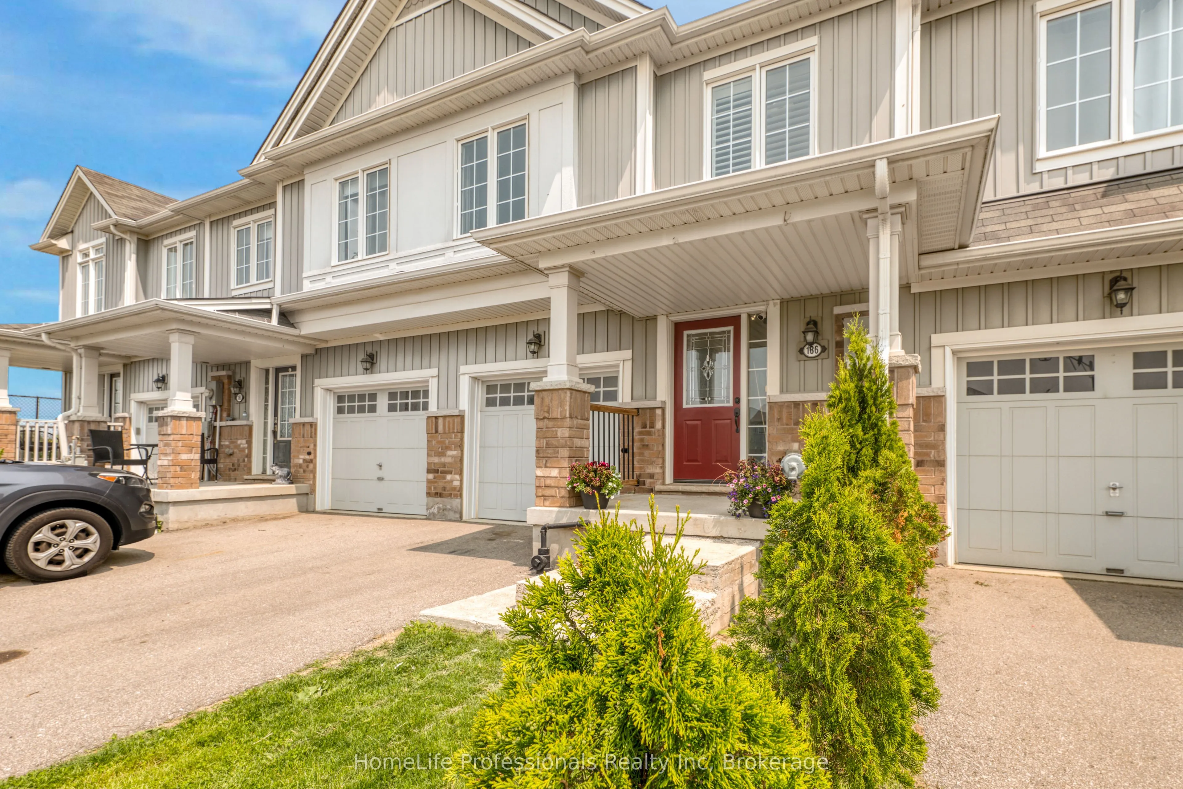 186 Whitwell Way