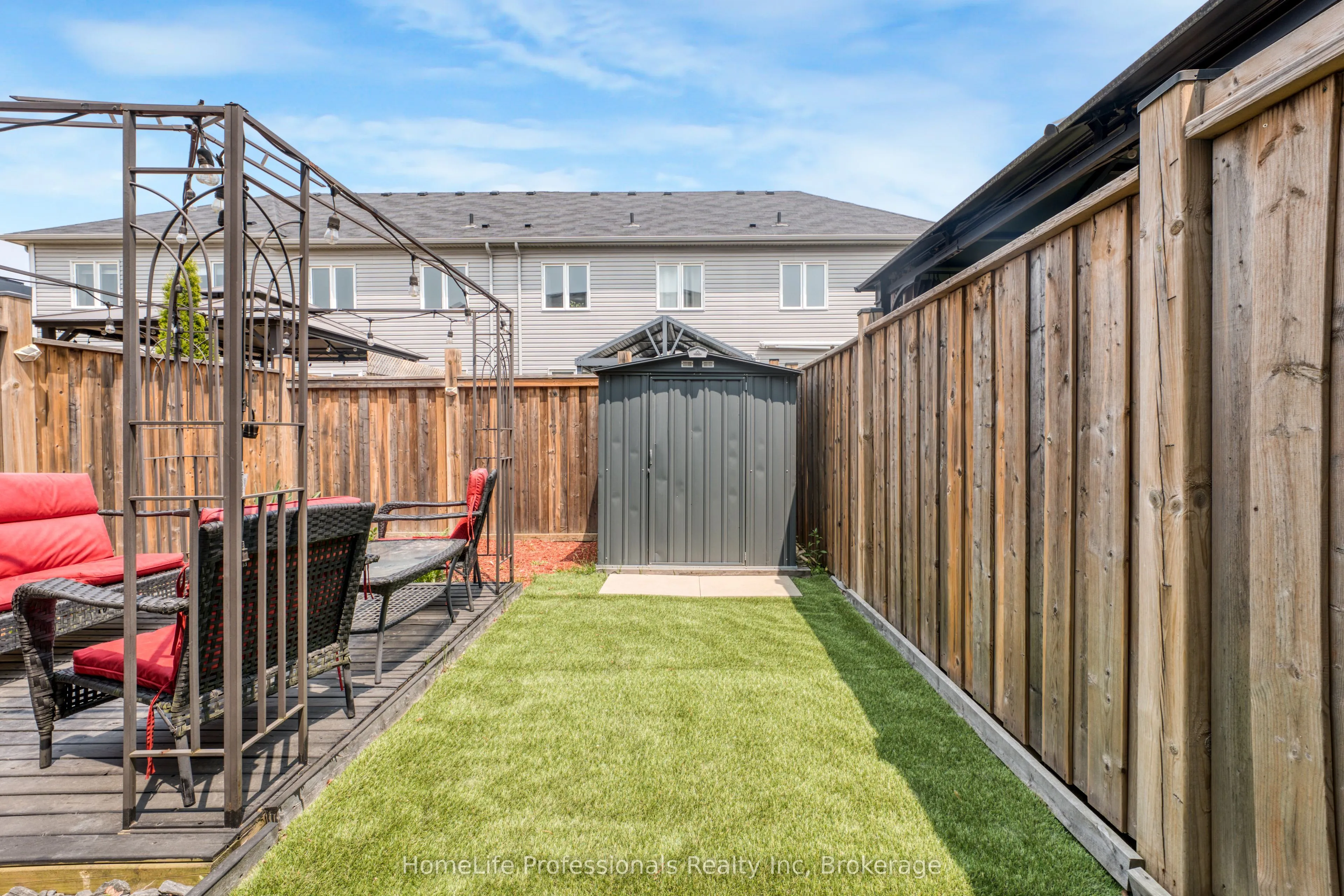 186 Whitwell Way