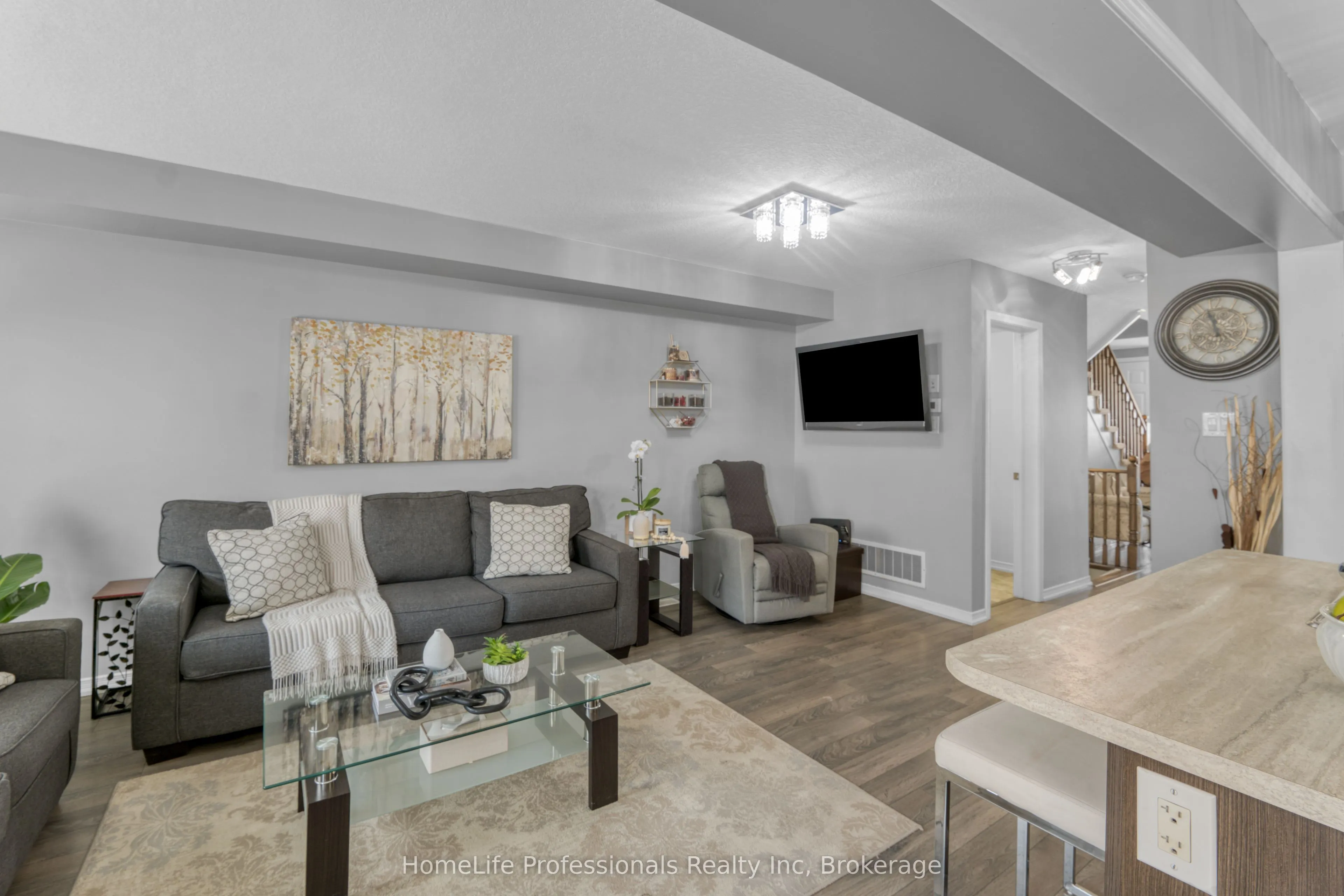 186 Whitwell Way