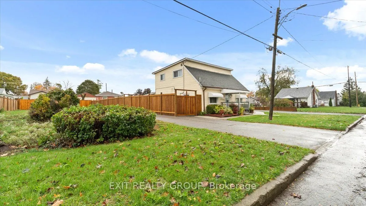 19 Ramsay Avenue