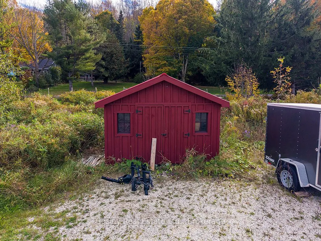 121 Old Highway 26