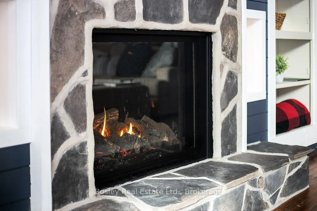 121 Old Highway 26